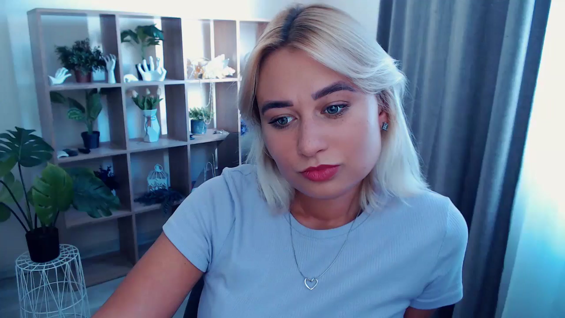 Gallery image thumbnail from Kukla_kolduna's myfreecams stream on, 08/17/2024, 13:30 image 18 of 20