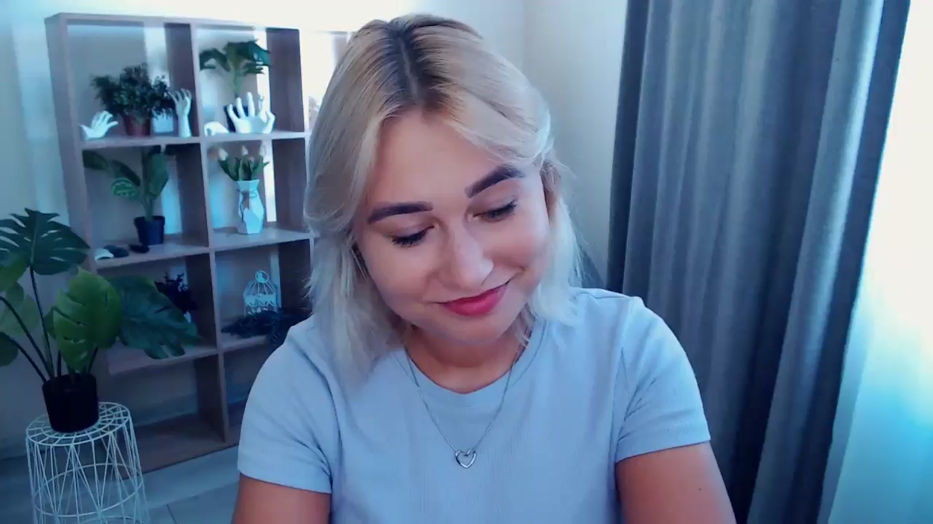 Gallery image thumbnail from Kukla_kolduna's myfreecams stream on, 08/17/2024, 13:30 image 8 of 20