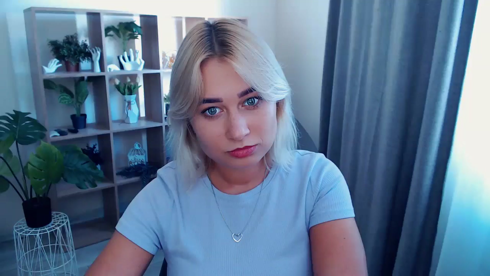 Gallery image thumbnail from Kukla_kolduna's myfreecams stream on, 08/17/2024, 13:30 image 15 of 20