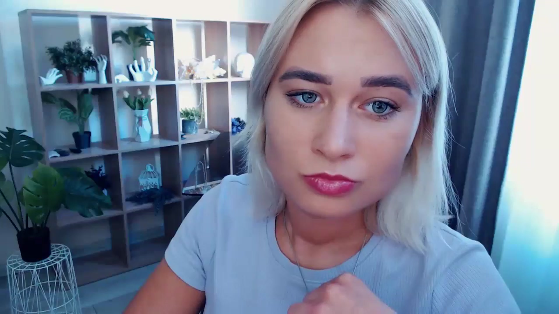 Gallery image thumbnail from Kukla_kolduna's myfreecams stream on, 08/17/2024, 15:29 image 5 of 20