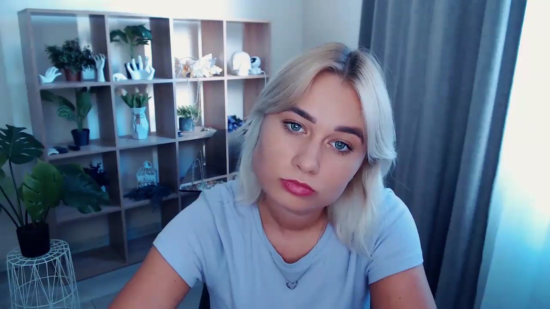 Gallery image thumbnail from Kukla_kolduna's myfreecams stream on, 08/17/2024, 15:29 image 14 of 20