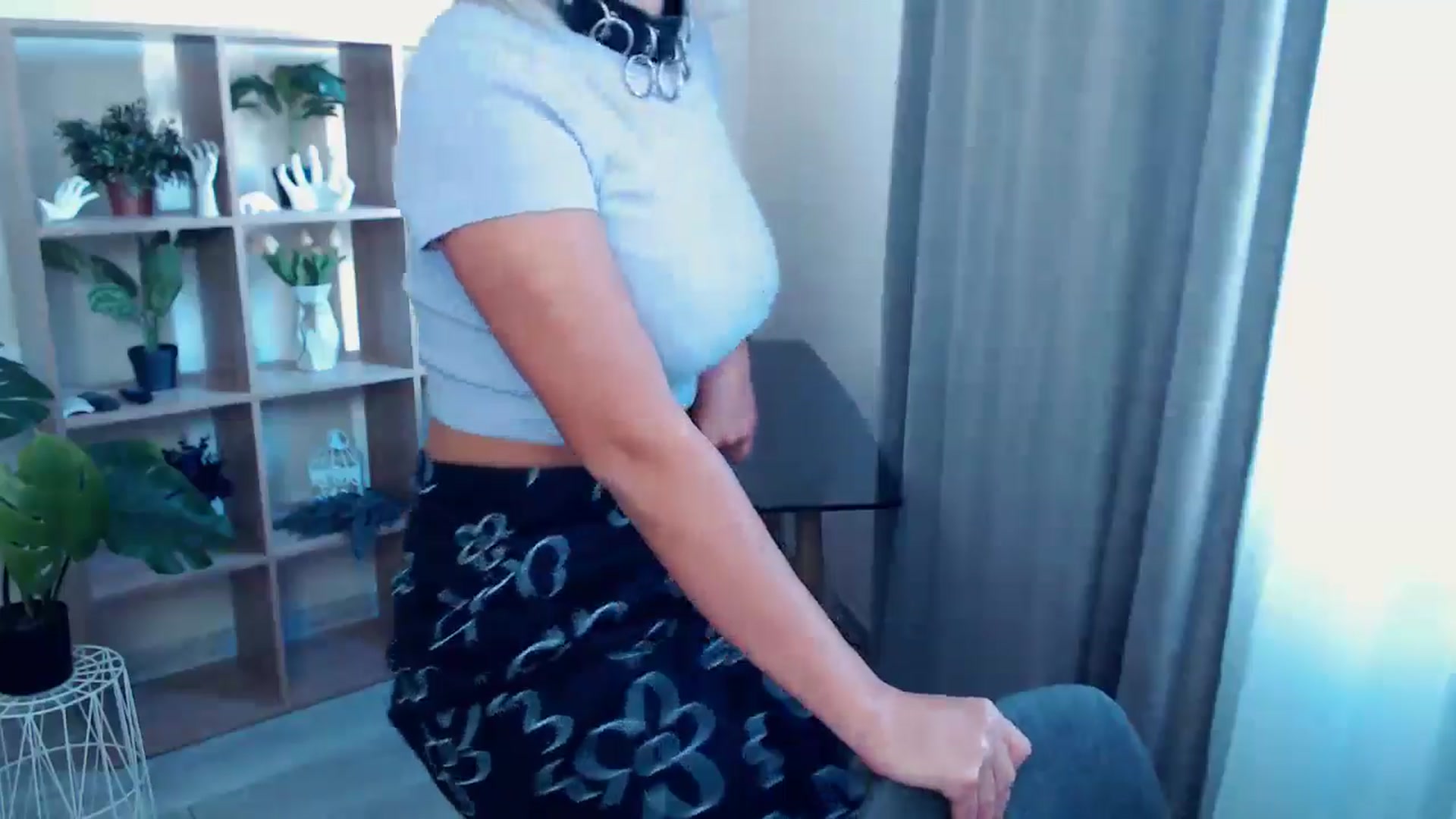 Gallery image thumbnail from Kukla_kolduna's myfreecams stream on, 08/17/2024, 16:19 image 12 of 20