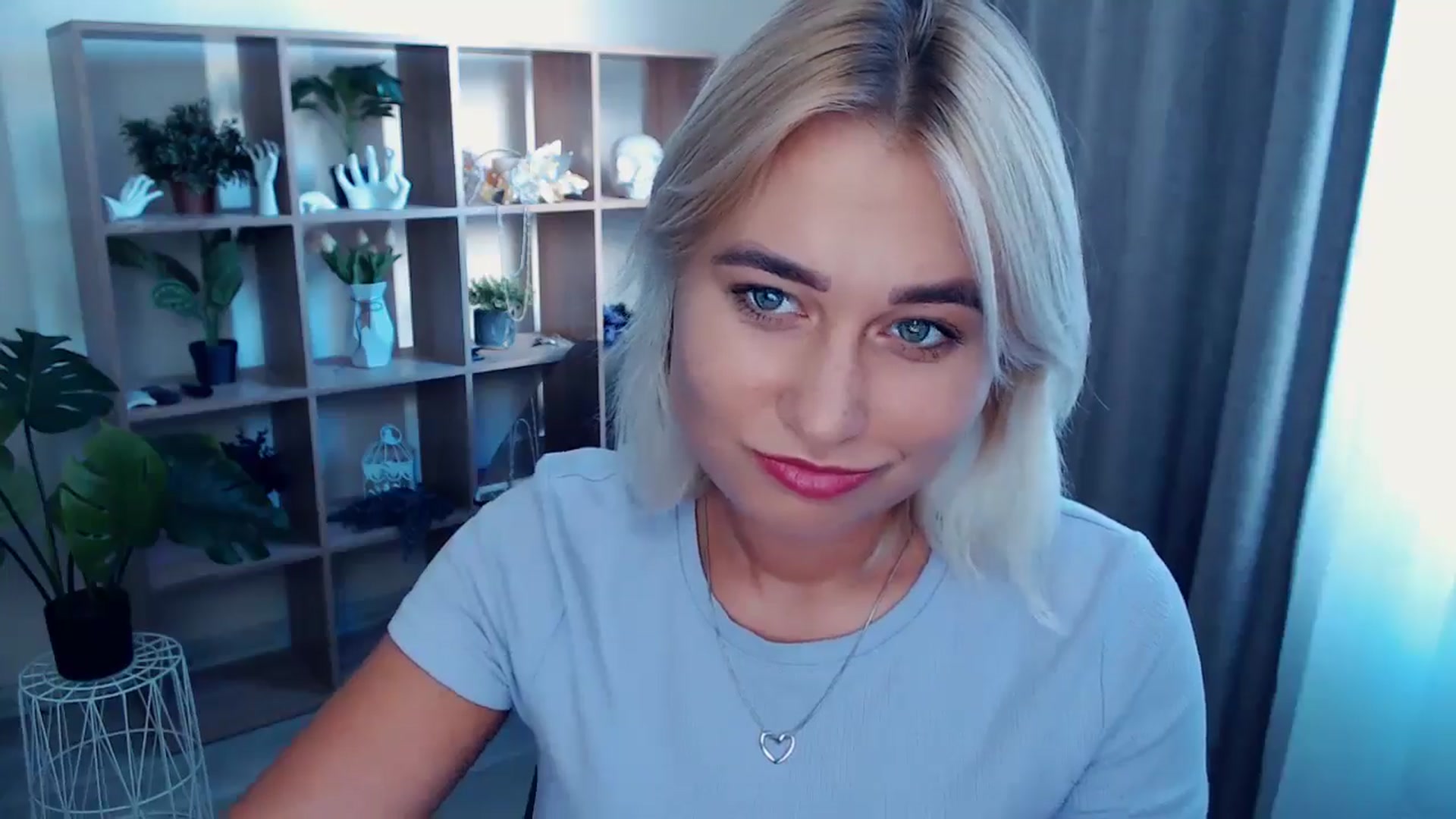 Gallery image thumbnail from Kukla_kolduna's myfreecams stream on, 08/17/2024, 16:19 image 6 of 20