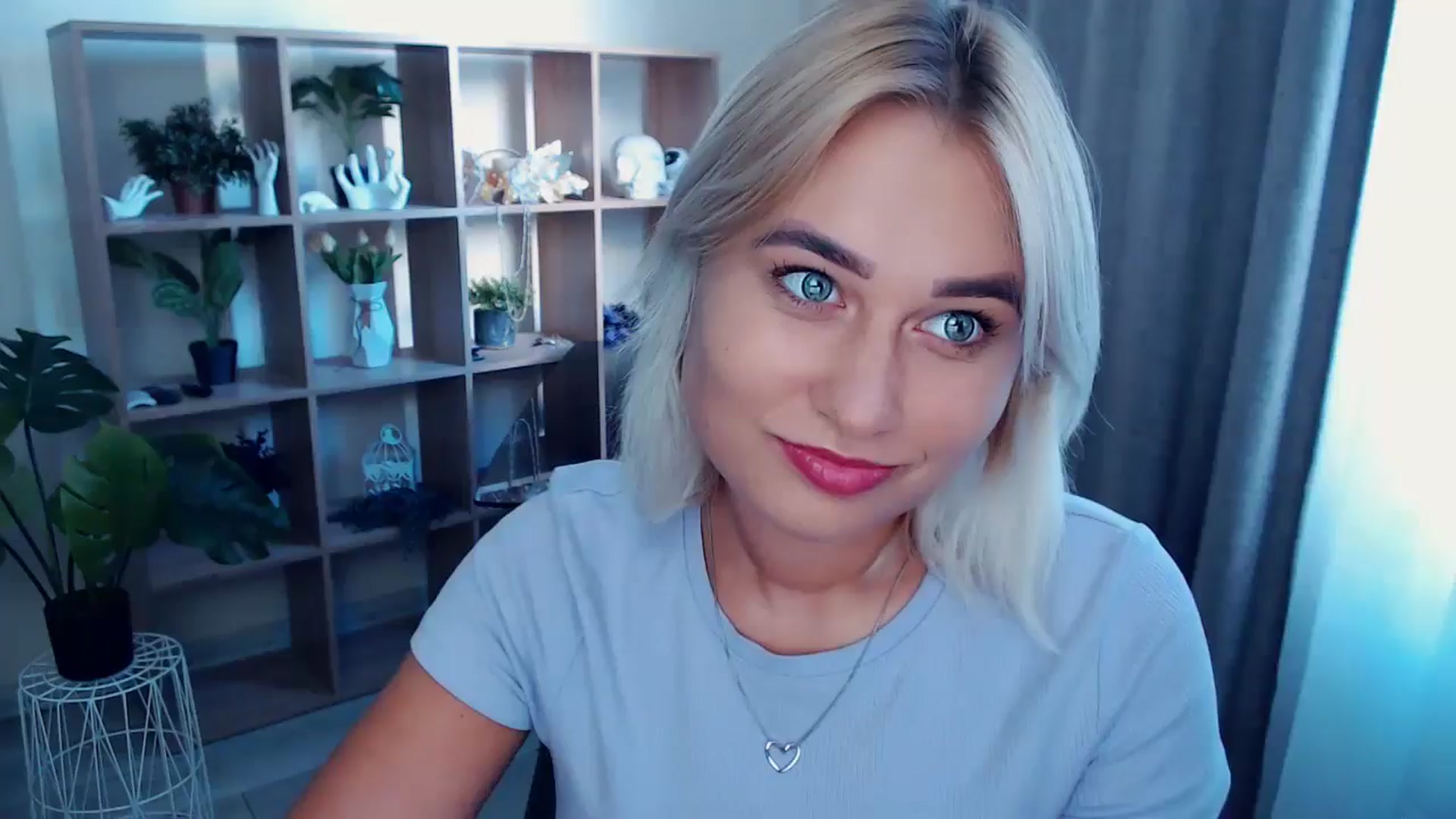 Gallery image thumbnail from Kukla_kolduna's myfreecams stream on, 08/17/2024, 16:19 image 7 of 20