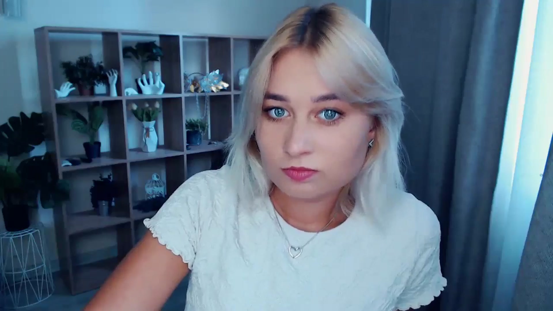 Gallery image thumbnail from Kukla_kolduna's myfreecams stream on, 08/18/2024, 15:46 image 14 of 20