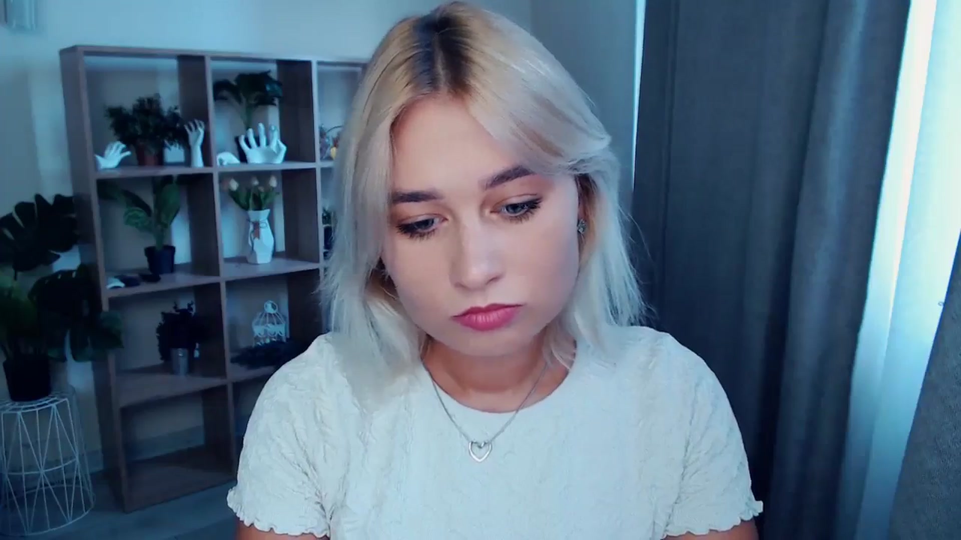 Gallery image thumbnail from Kukla_kolduna's myfreecams stream on, 08/18/2024, 15:46 image 15 of 20