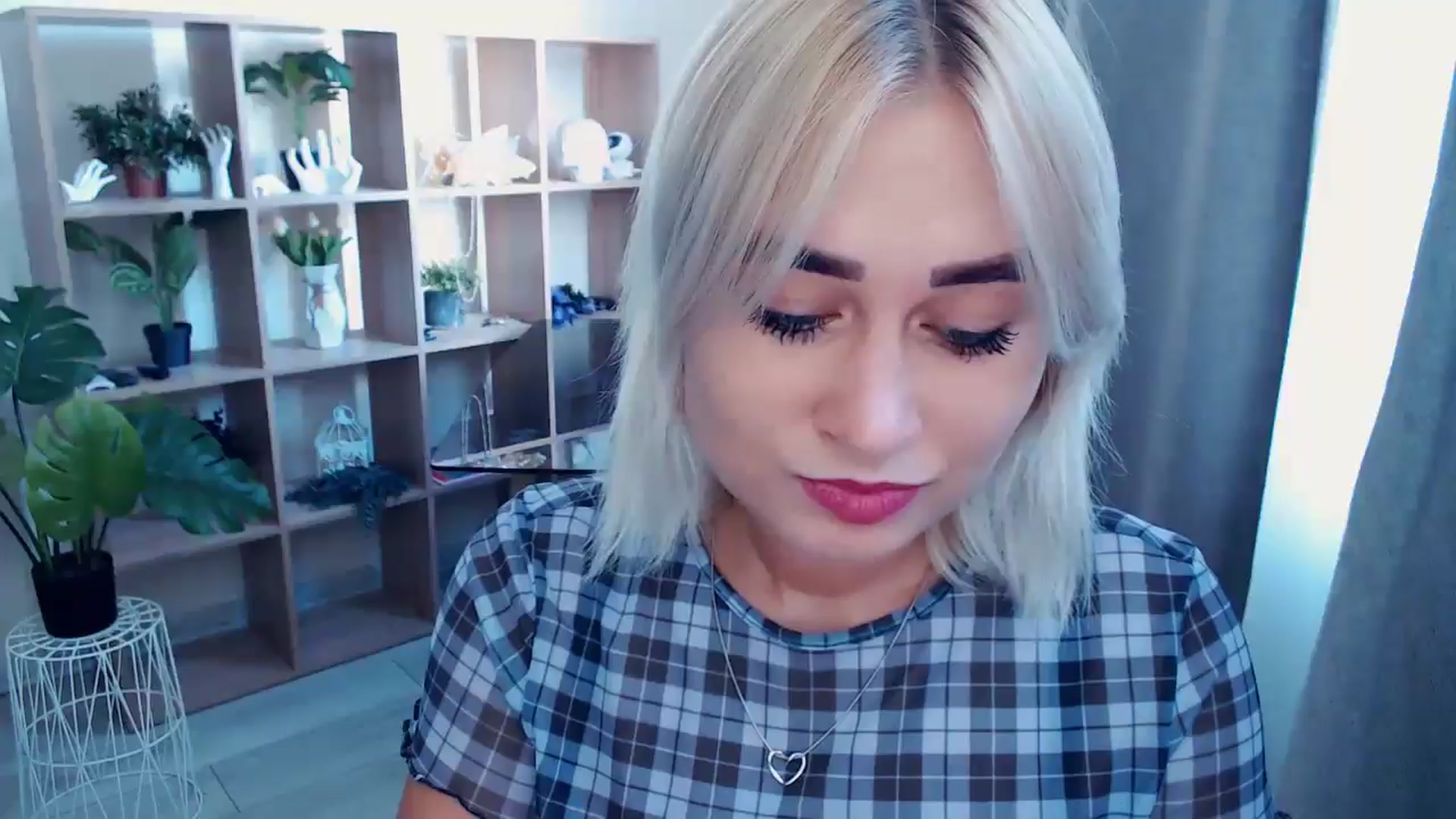 Gallery image thumbnail from Kukla_kolduna's myfreecams stream on, 08/21/2024, 13:07 image 7 of 20