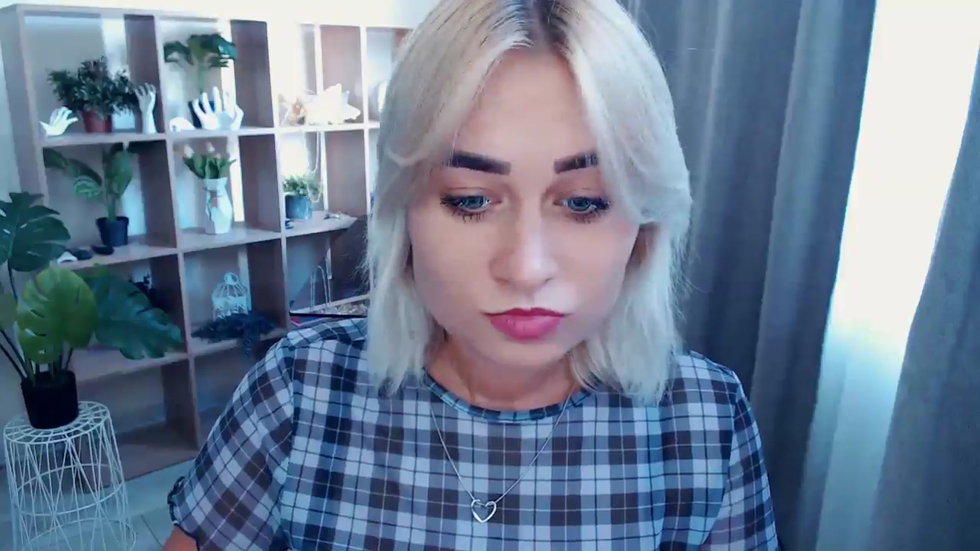 Gallery image thumbnail from Kukla_kolduna's myfreecams stream on, 08/21/2024, 13:07 image 15 of 20