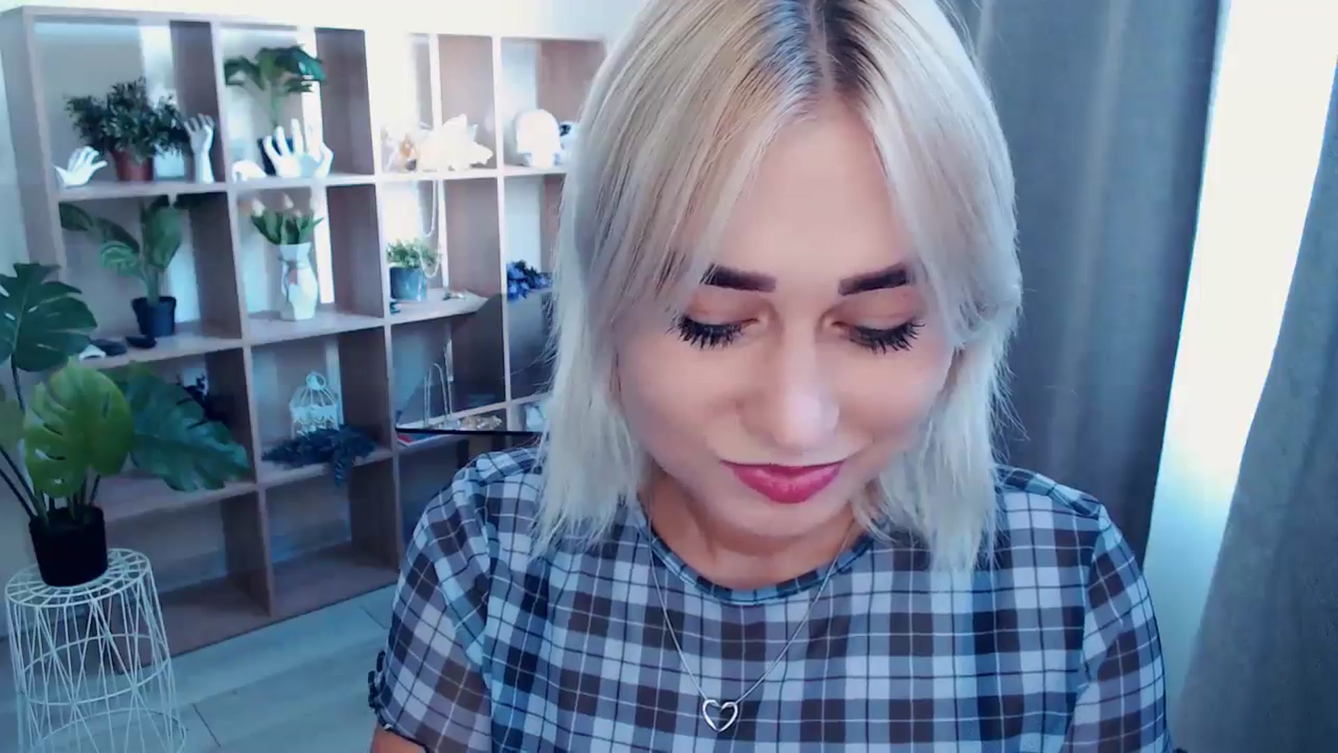 Gallery image thumbnail from Kukla_kolduna's myfreecams stream on, 08/21/2024, 13:07 image 8 of 20