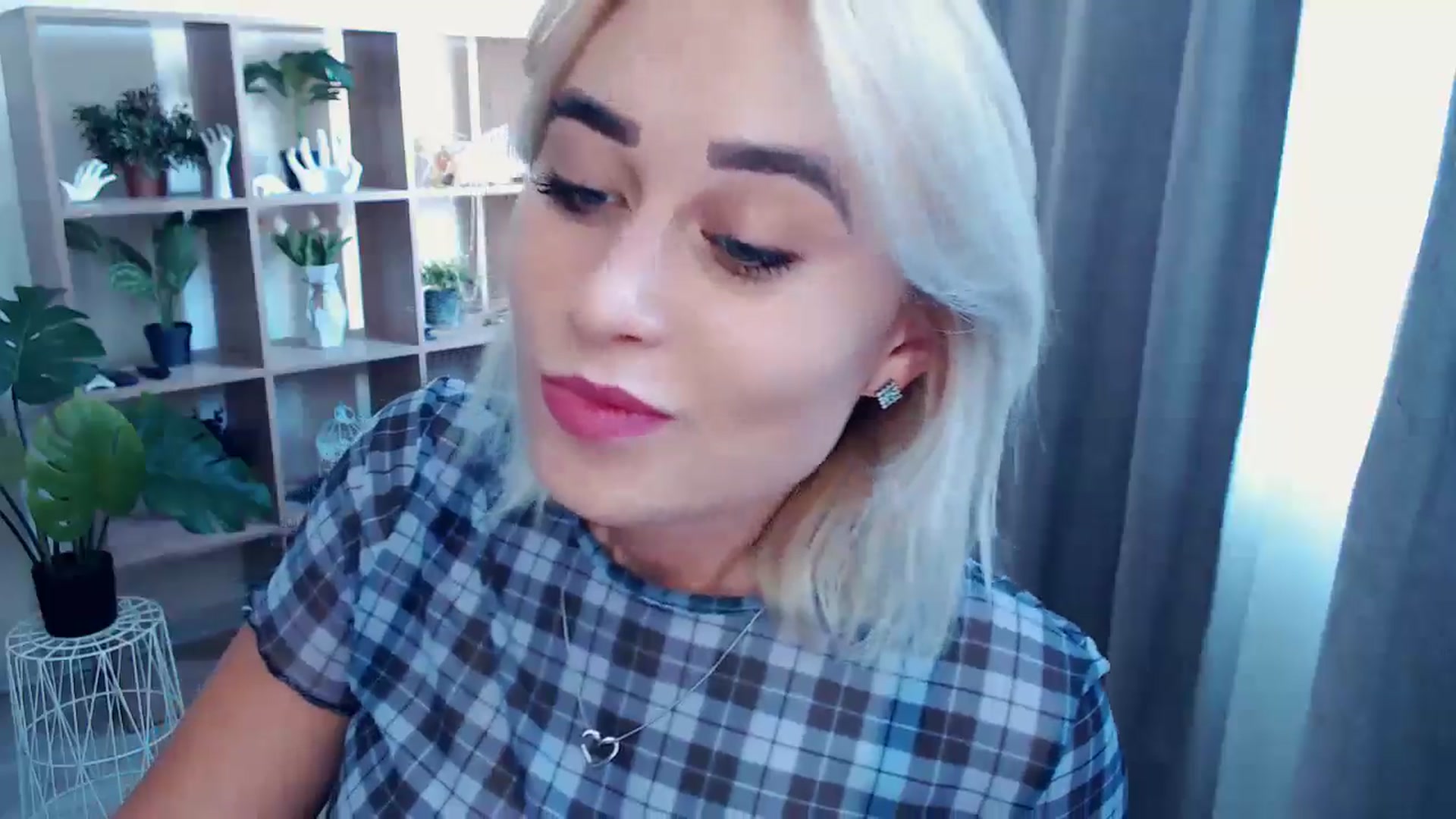 Gallery image thumbnail from Kukla_kolduna's myfreecams stream on, 08/21/2024, 13:07 image 12 of 20