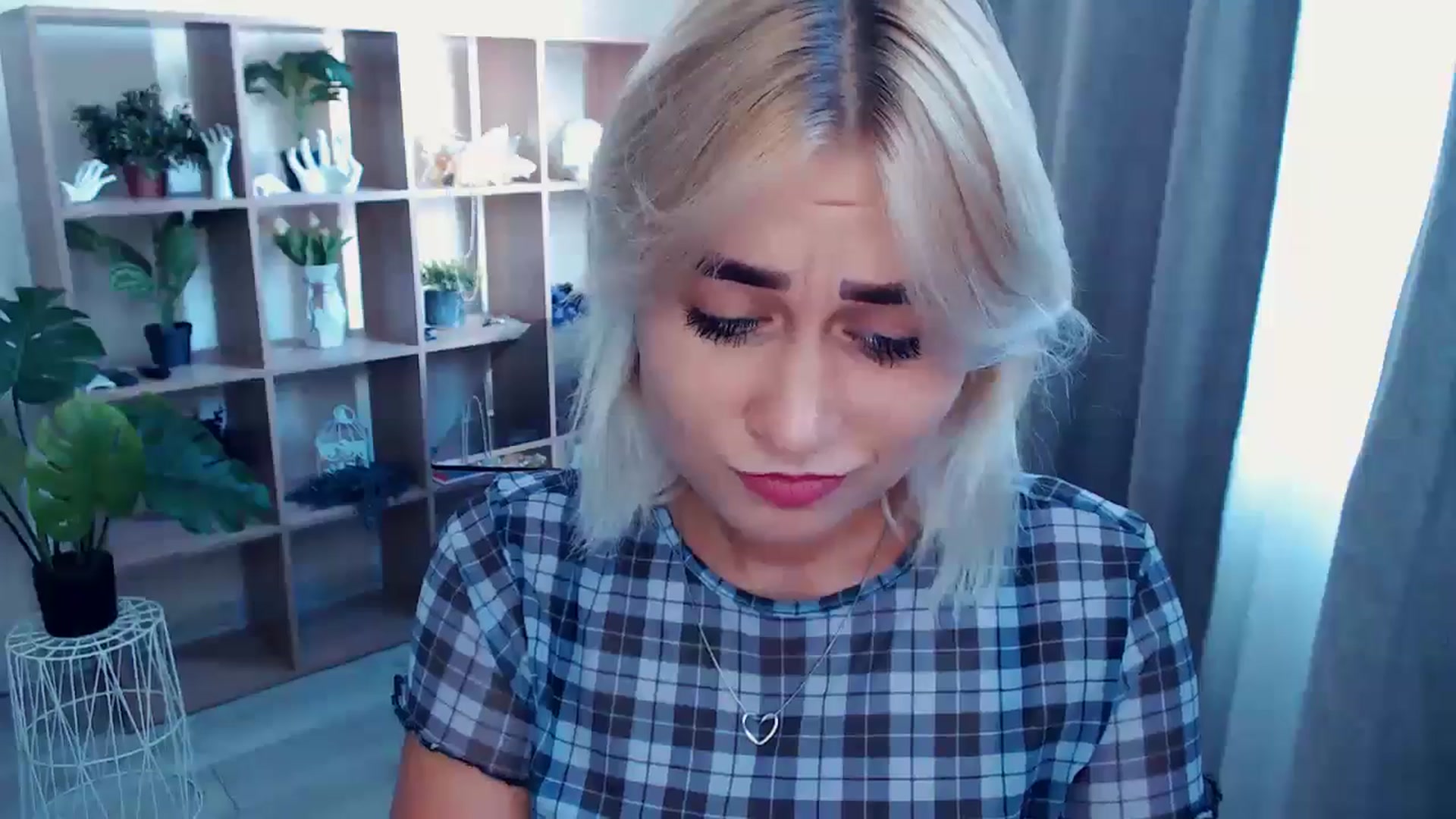 Gallery image thumbnail from Kukla_kolduna's myfreecams stream on, 08/21/2024, 13:57 image 6 of 20