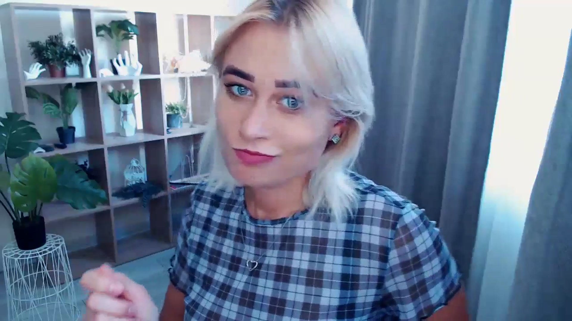 Gallery image thumbnail from Kukla_kolduna's myfreecams stream on, 08/21/2024, 13:57 image 2 of 20
