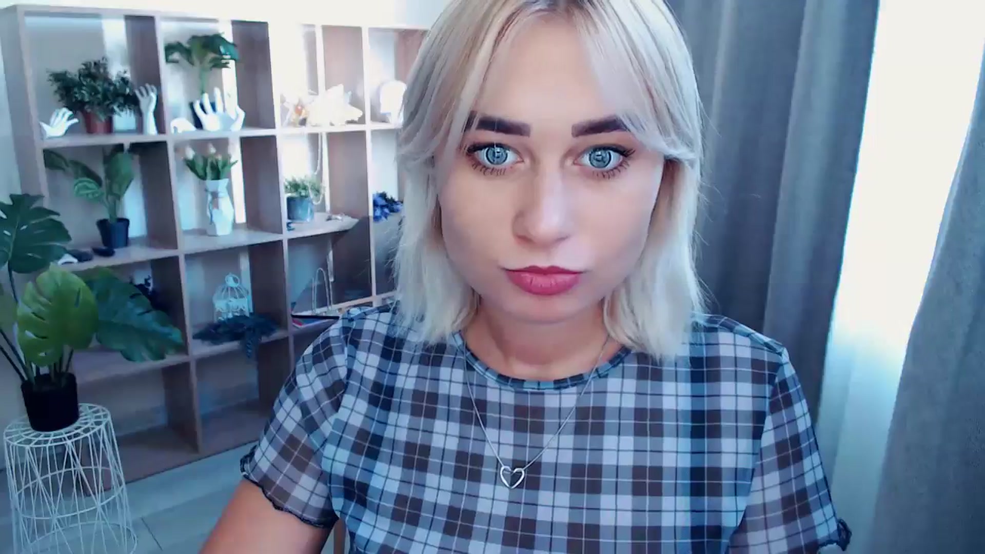 Gallery image thumbnail from Kukla_kolduna's myfreecams stream on, 08/21/2024, 13:57 image 13 of 20