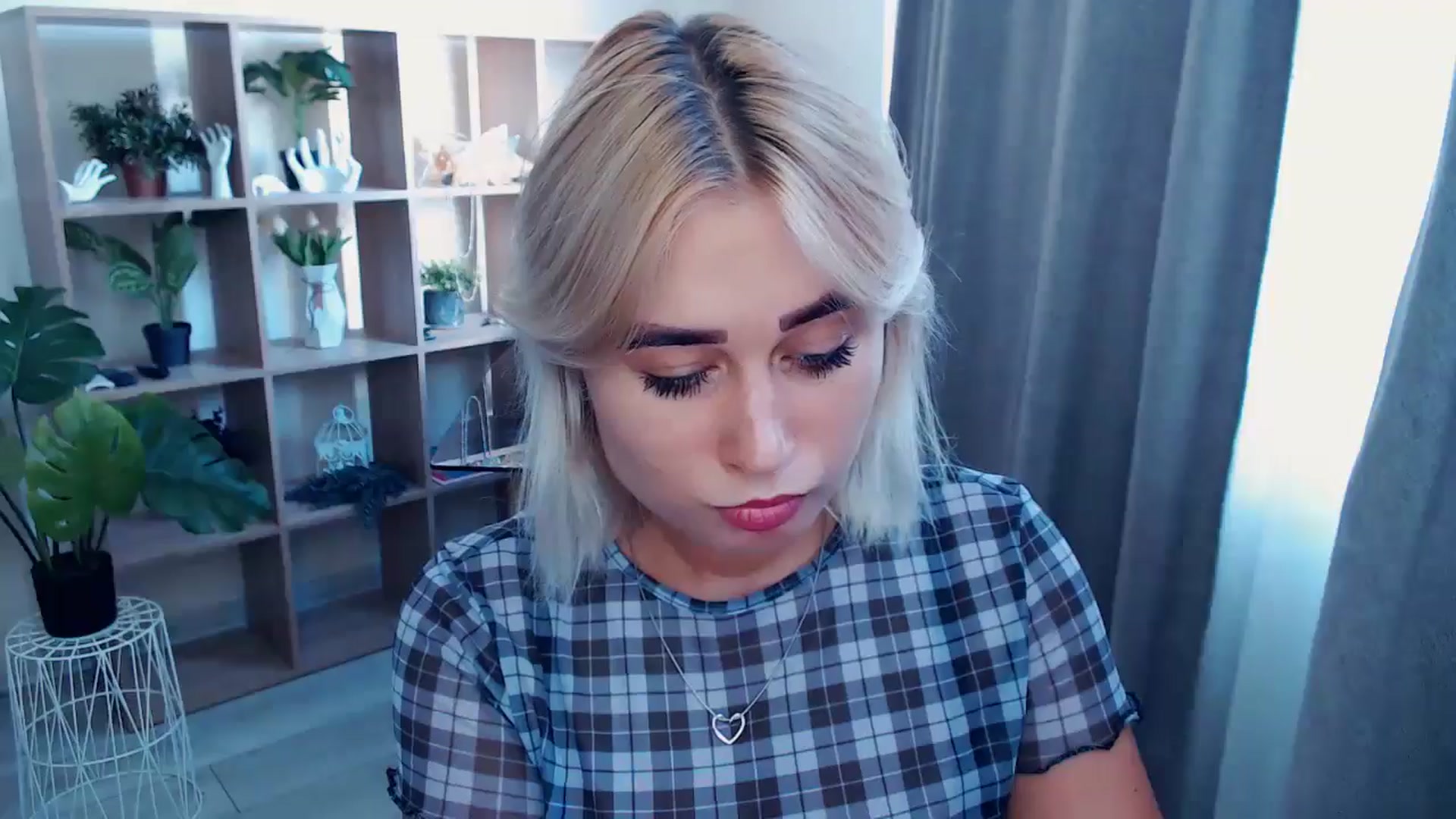 Gallery image thumbnail from Kukla_kolduna's myfreecams stream on, 08/21/2024, 13:57 image 17 of 20