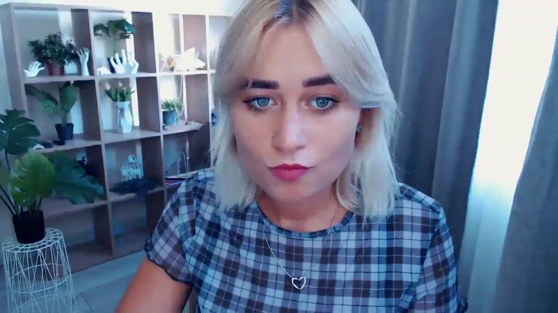 Gallery image thumbnail from Kukla_kolduna's myfreecams stream on, 08/21/2024, 13:57 image 7 of 20