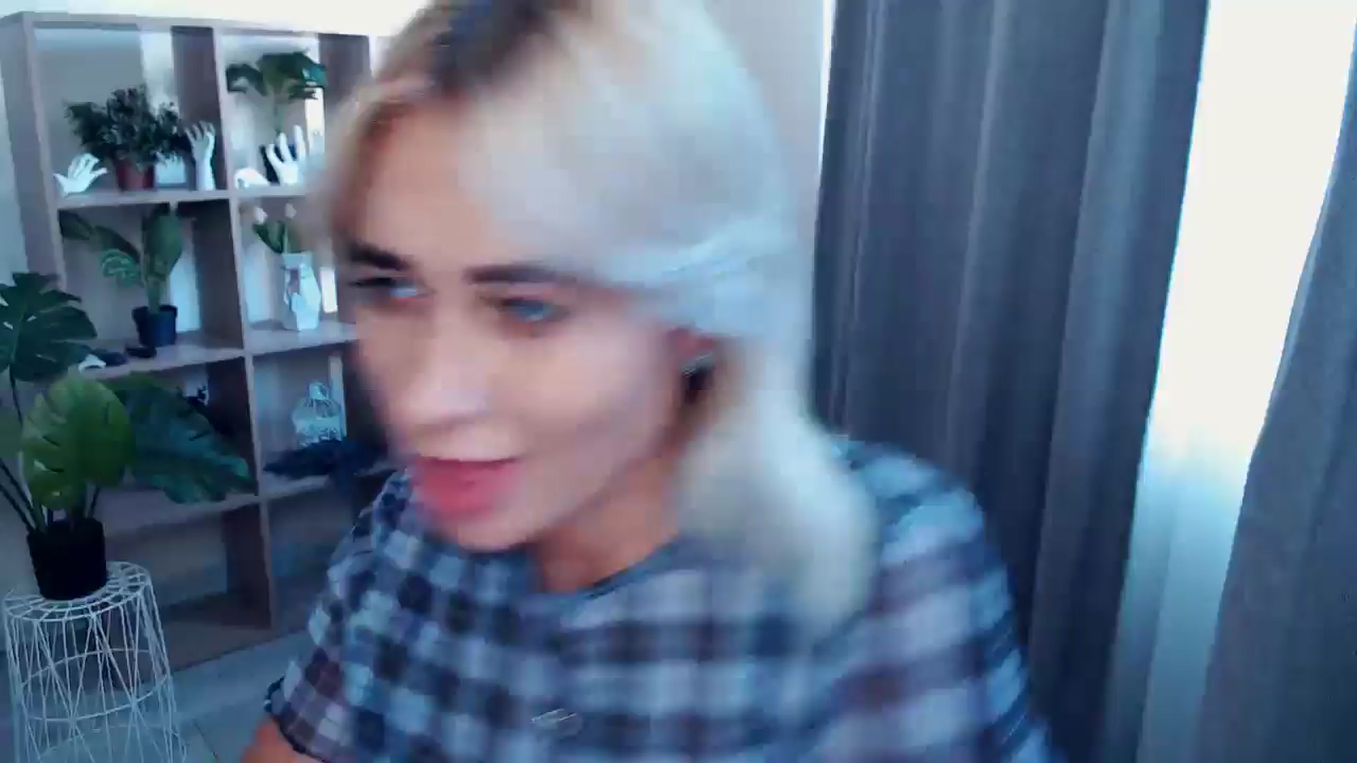 Gallery image thumbnail from Kukla_kolduna's myfreecams stream on, 08/21/2024, 14:46 image 18 of 20