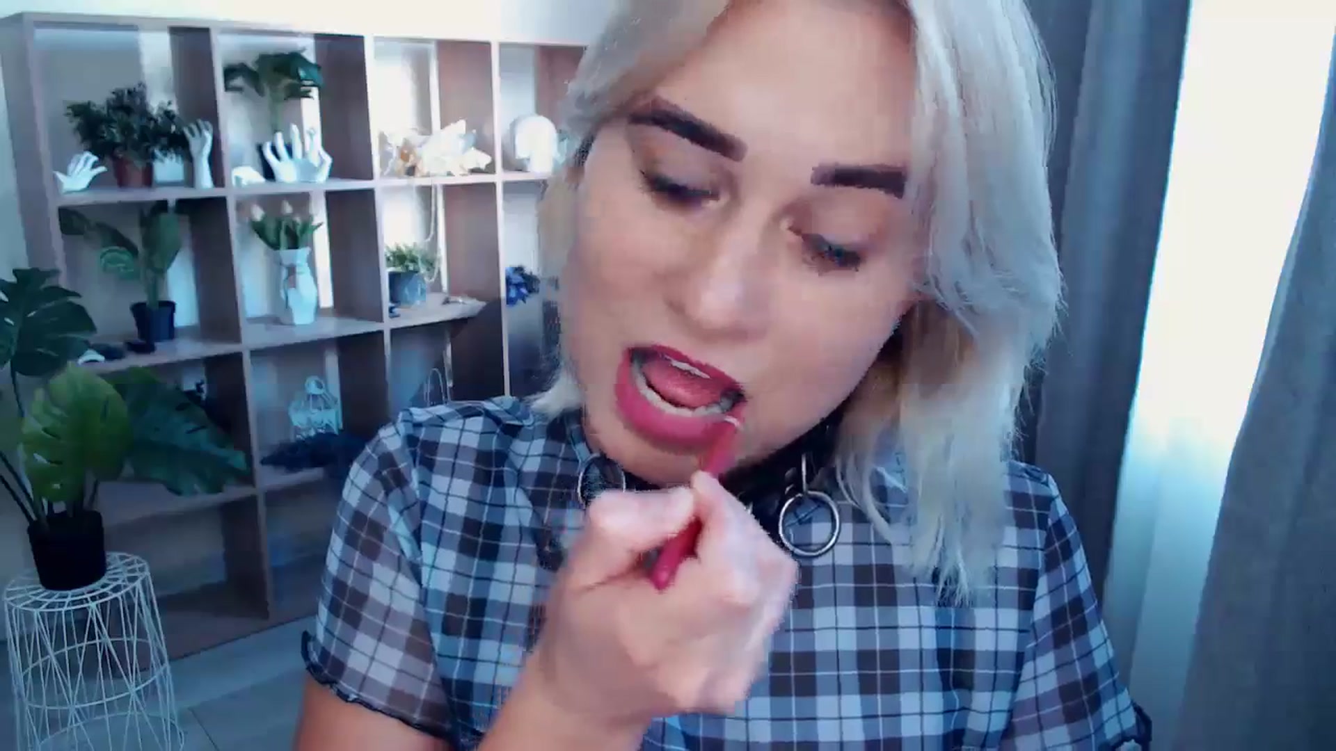 Gallery image thumbnail from Kukla_kolduna's myfreecams stream on, 08/21/2024, 15:03 image 12 of 20