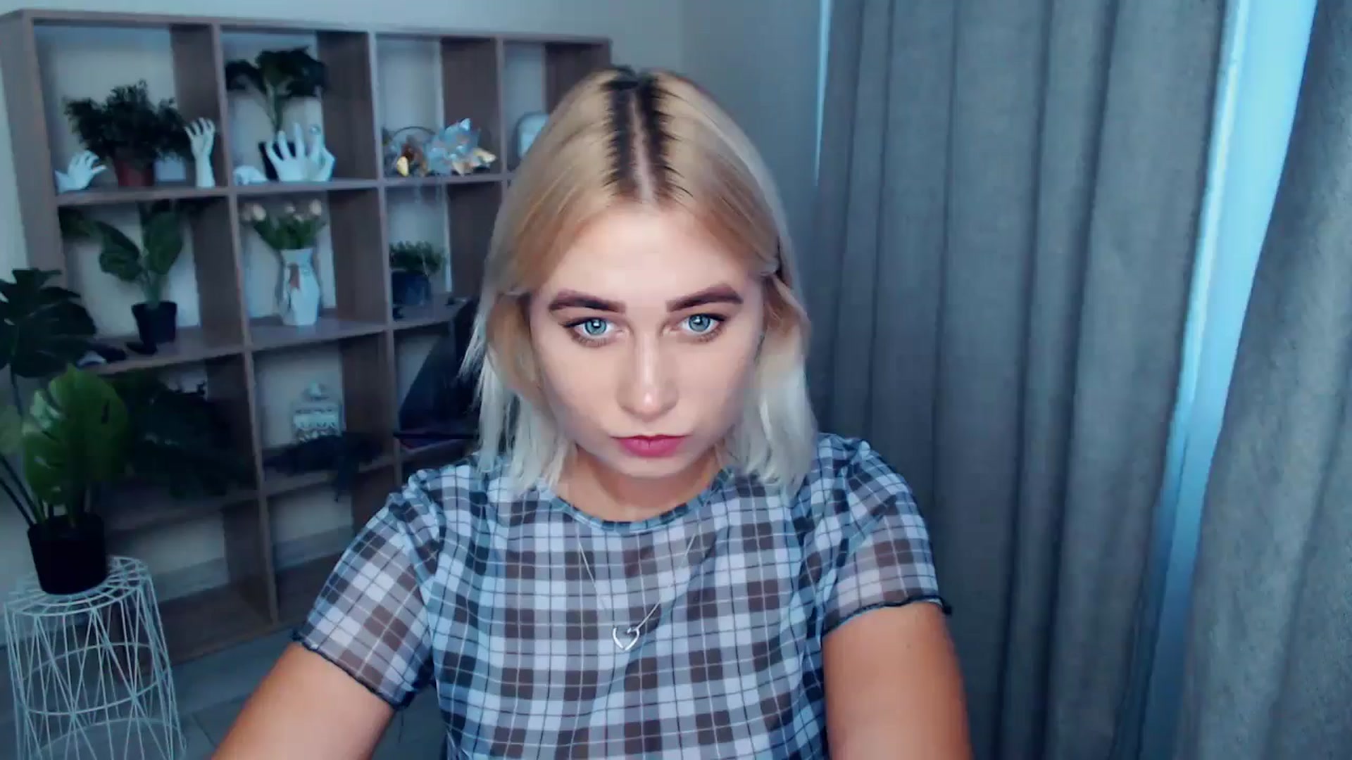 Gallery image thumbnail from Kukla_kolduna's myfreecams stream on, 08/21/2024, 17:01 image 18 of 20