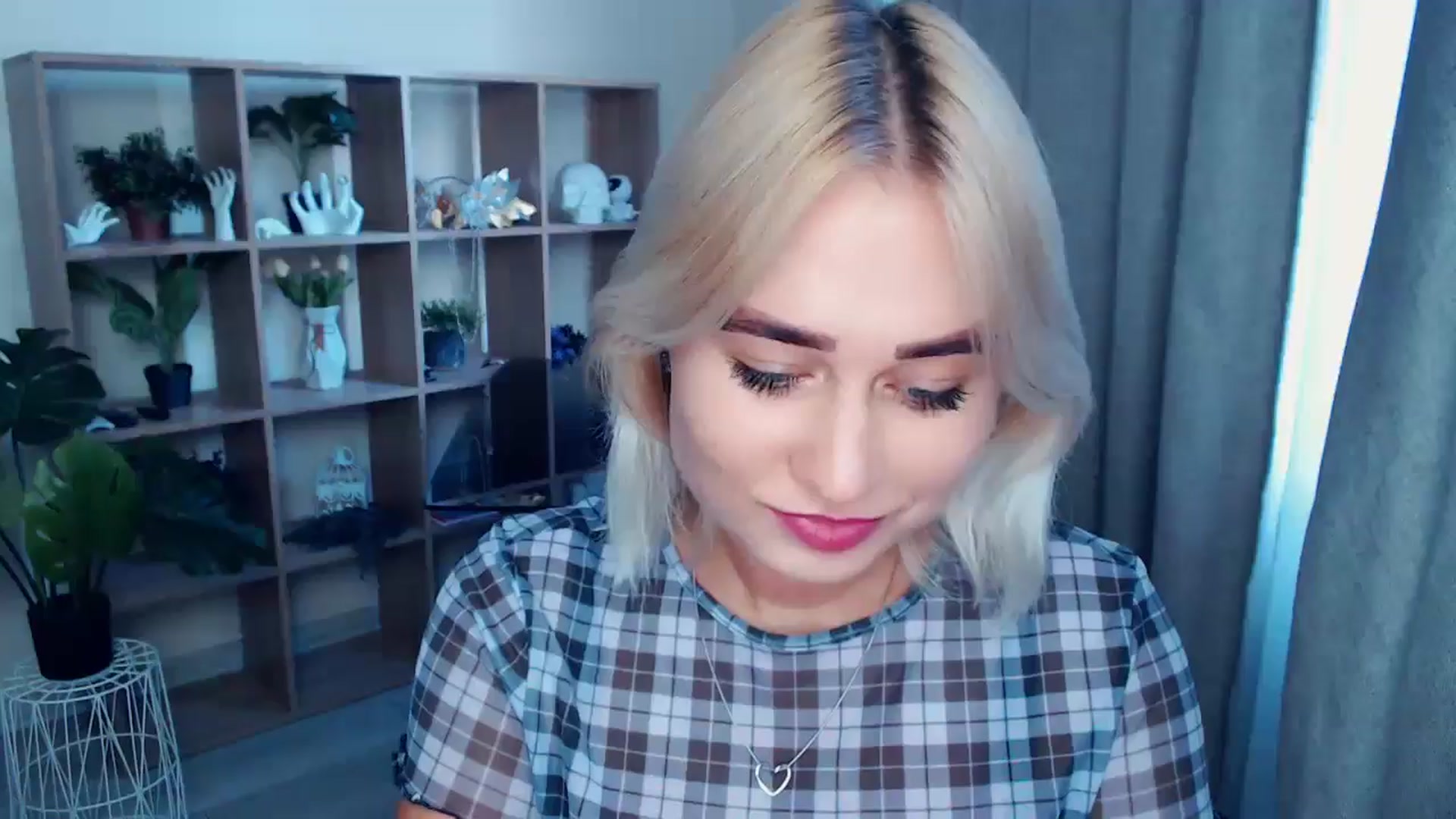Gallery image thumbnail from Kukla_kolduna's myfreecams stream on, 08/21/2024, 17:01 image 1 of 20