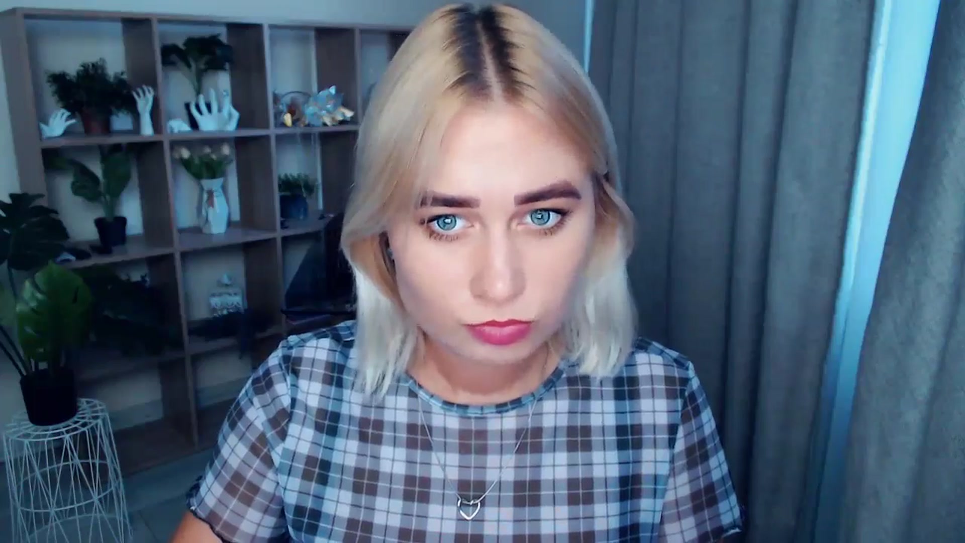 Gallery image thumbnail from Kukla_kolduna's myfreecams stream on, 08/21/2024, 17:01 image 14 of 20