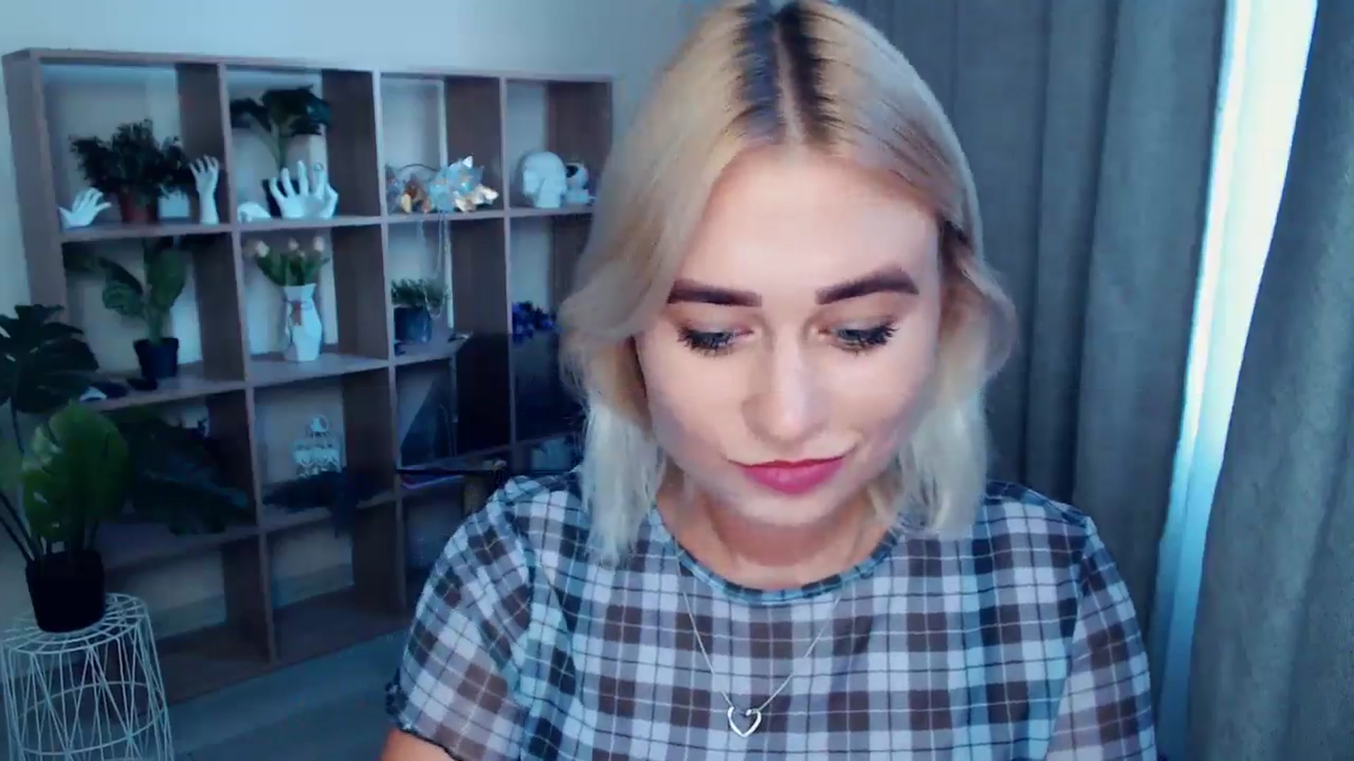 Gallery image thumbnail from Kukla_kolduna's myfreecams stream on, 08/21/2024, 17:01 image 2 of 20