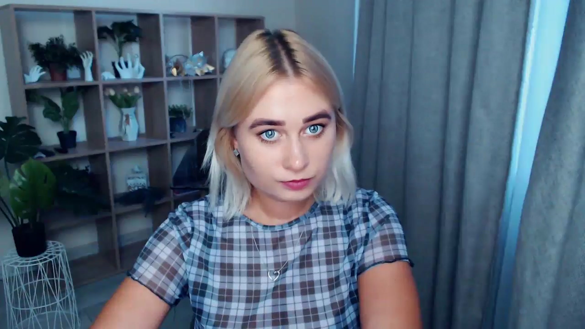 Gallery image thumbnail from Kukla_kolduna's myfreecams stream on, 08/21/2024, 17:01 image 17 of 20