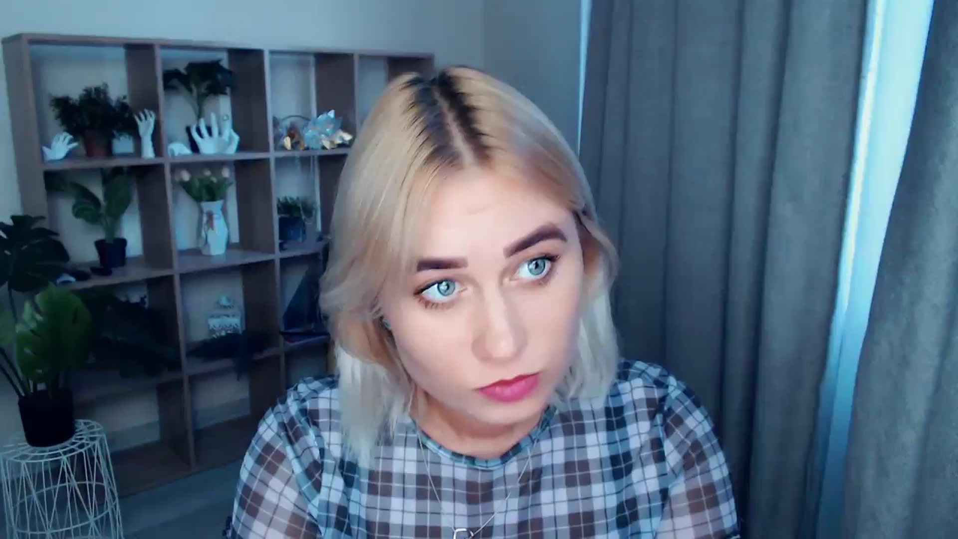 Gallery image thumbnail from Kukla_kolduna's myfreecams stream on, 08/21/2024, 17:01 image 9 of 20