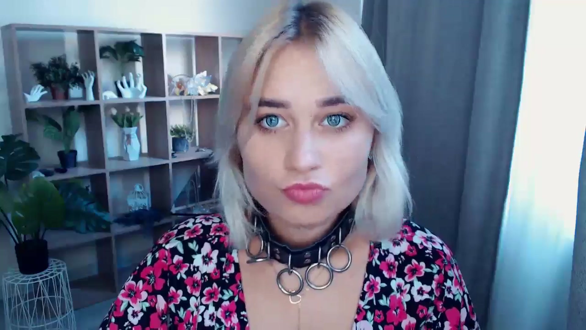 Gallery image thumbnail from Kukla_kolduna's myfreecams stream on, 08/22/2024, 15:55 image 16 of 20