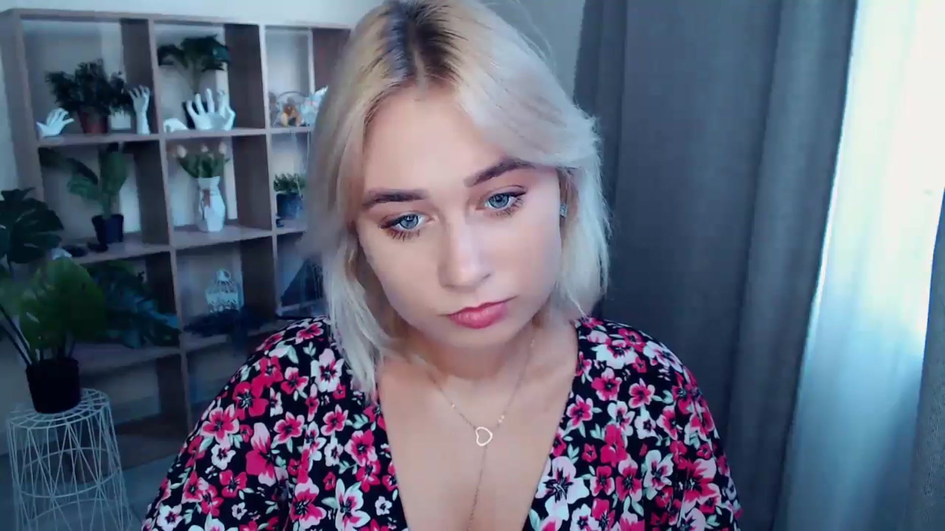 Gallery image thumbnail from Kukla_kolduna's myfreecams stream on, 08/22/2024, 16:16 image 15 of 20