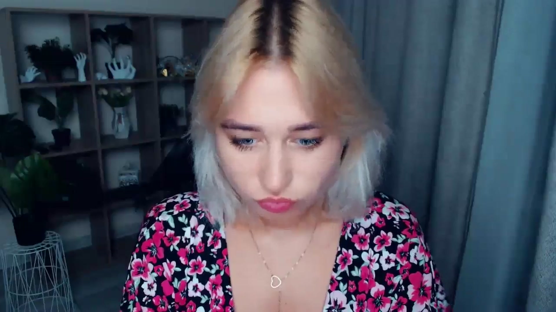 Gallery image thumbnail from Kukla_kolduna's myfreecams stream on, 08/22/2024, 18:05 image 20 of 20