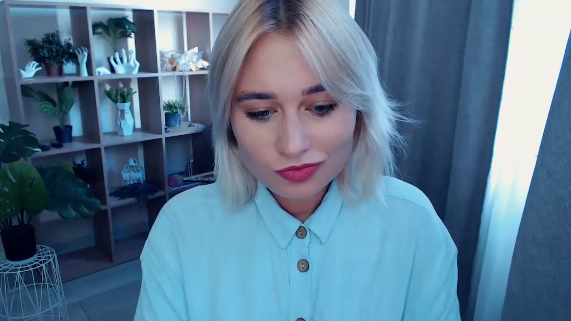 Gallery image thumbnail from Kukla_kolduna's myfreecams stream on, 08/23/2024, 14:36 image 3 of 20