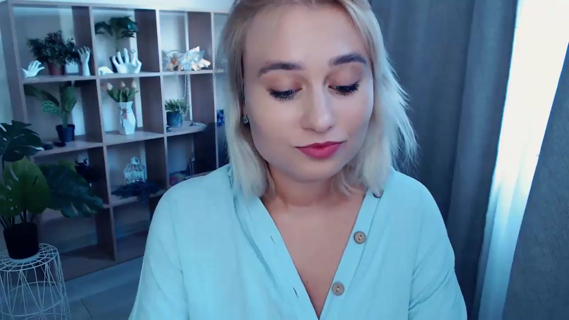 Gallery image thumbnail from Kukla_kolduna's myfreecams stream on, 08/23/2024, 15:04 image 6 of 20