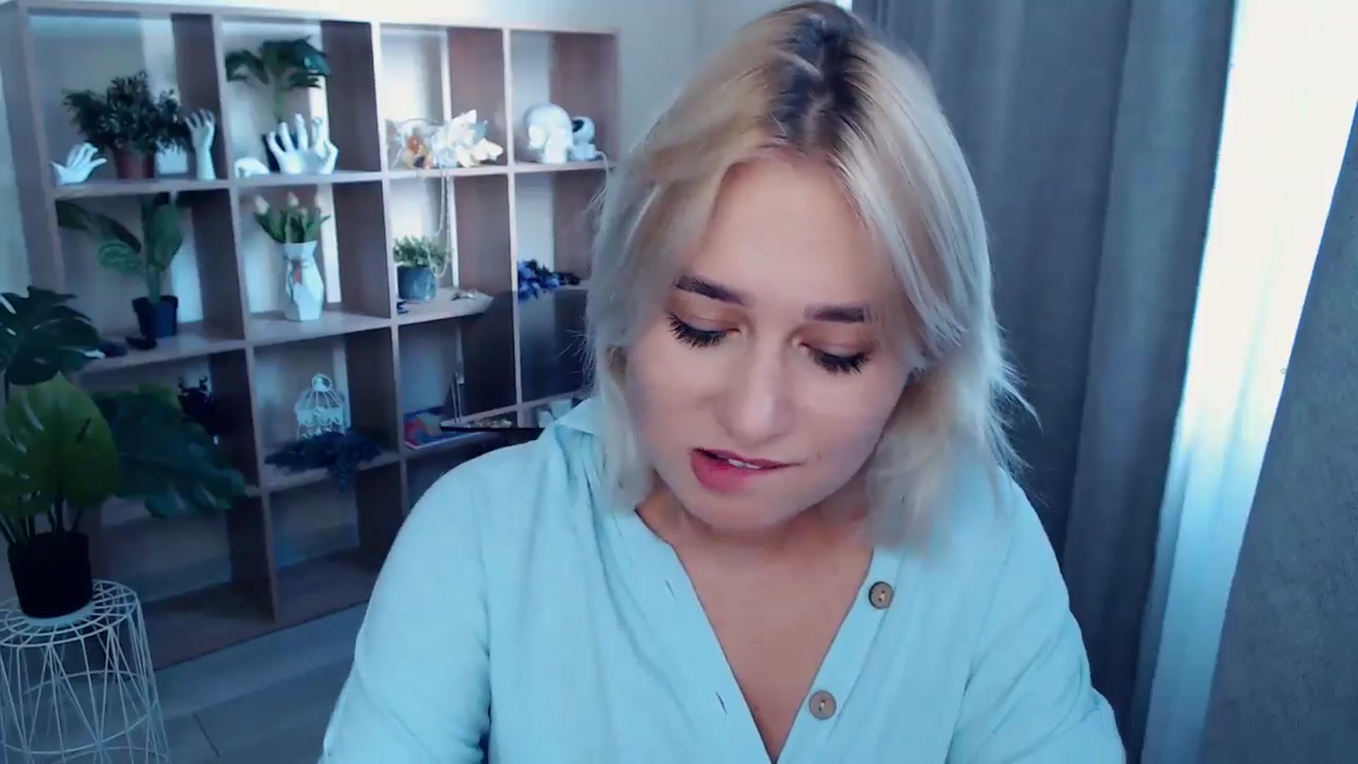 Gallery image thumbnail from Kukla_kolduna's myfreecams stream on, 08/23/2024, 15:04 image 19 of 20