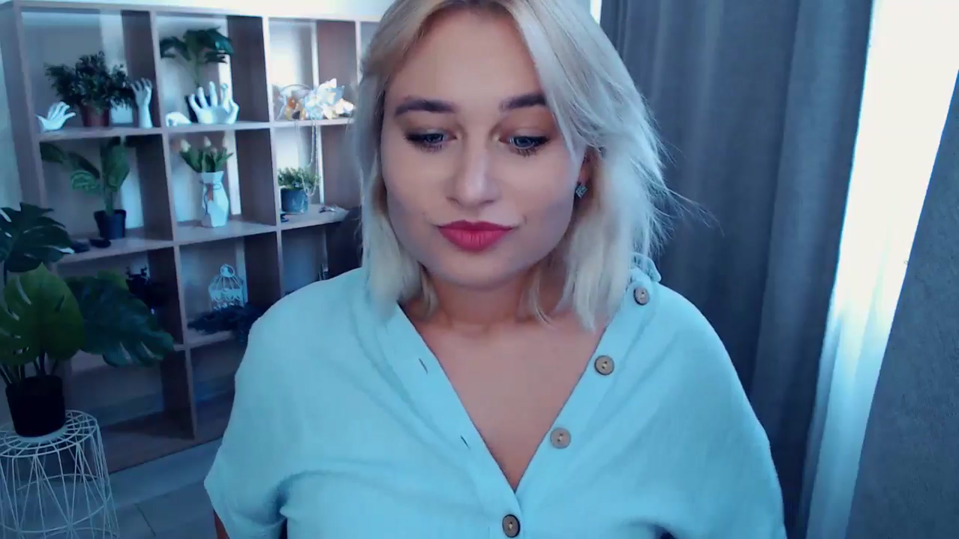 Gallery image thumbnail from Kukla_kolduna's myfreecams stream on, 08/23/2024, 15:04 image 5 of 20