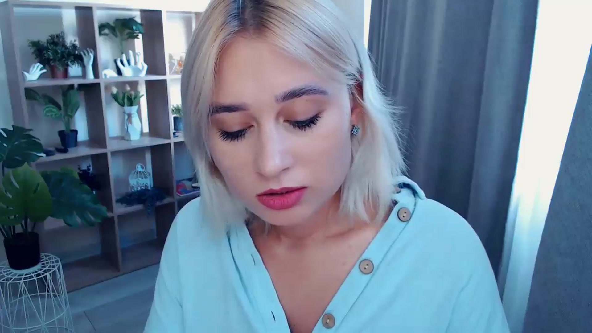 Gallery image thumbnail from Kukla_kolduna's myfreecams stream on, 08/23/2024, 15:04 image 3 of 20