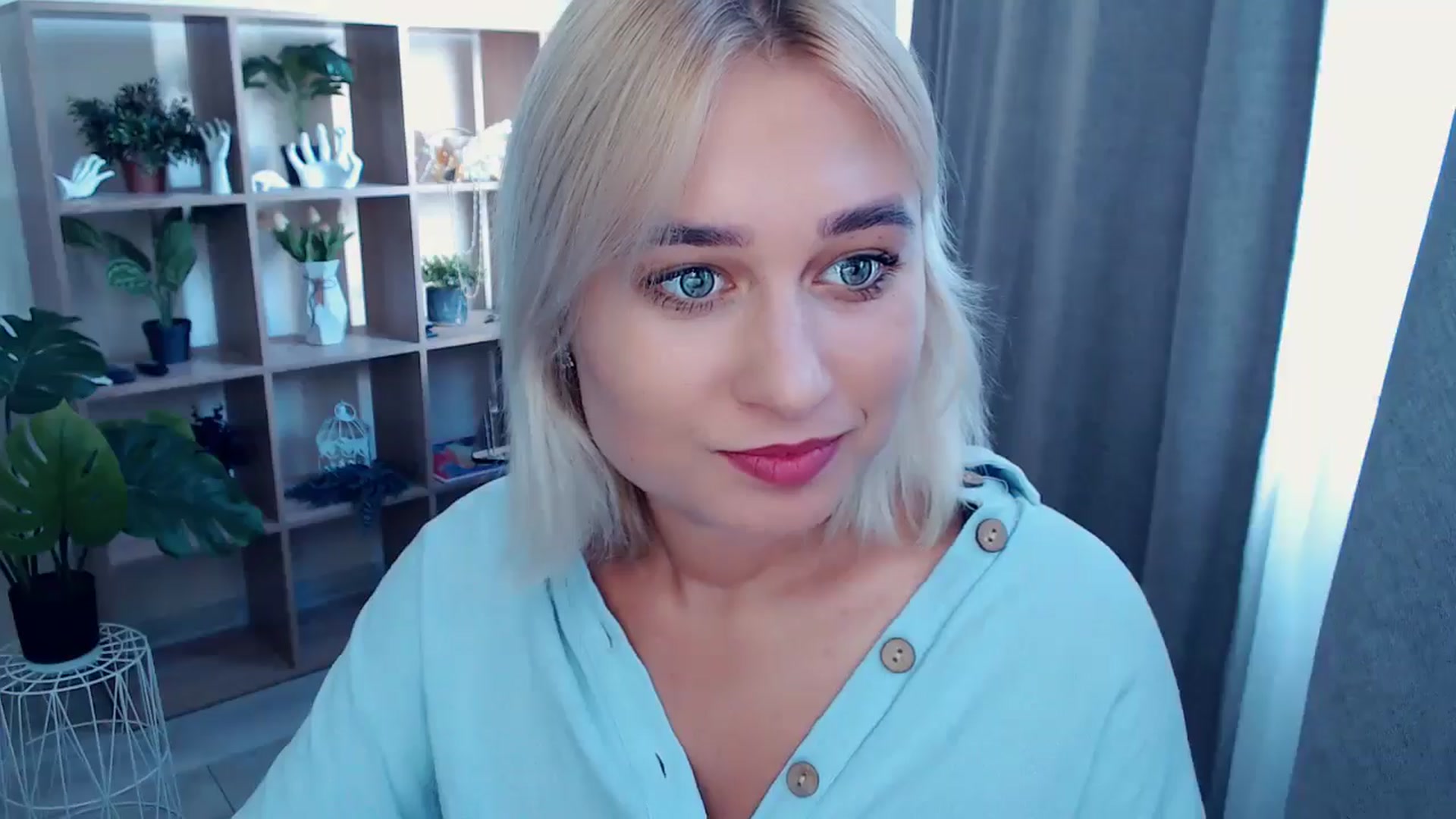 Gallery image thumbnail from Kukla_kolduna's myfreecams stream on, 08/23/2024, 15:04 image 2 of 20