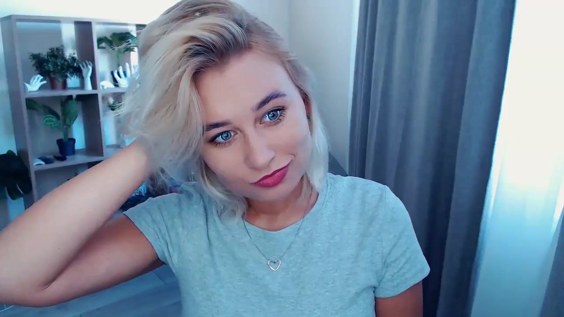Gallery image thumbnail from Kukla_kolduna's myfreecams stream on, 08/24/2024, 16:25 image 2 of 20