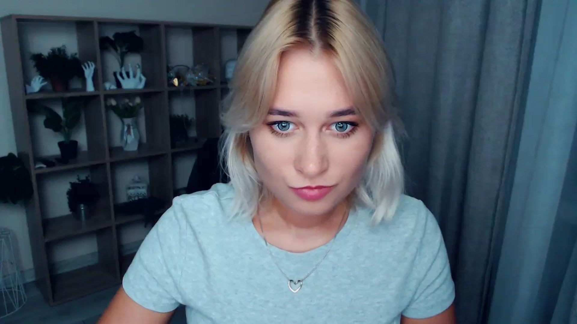 Gallery image thumbnail from Kukla_kolduna's myfreecams stream on, 08/24/2024, 18:42 image 3 of 20