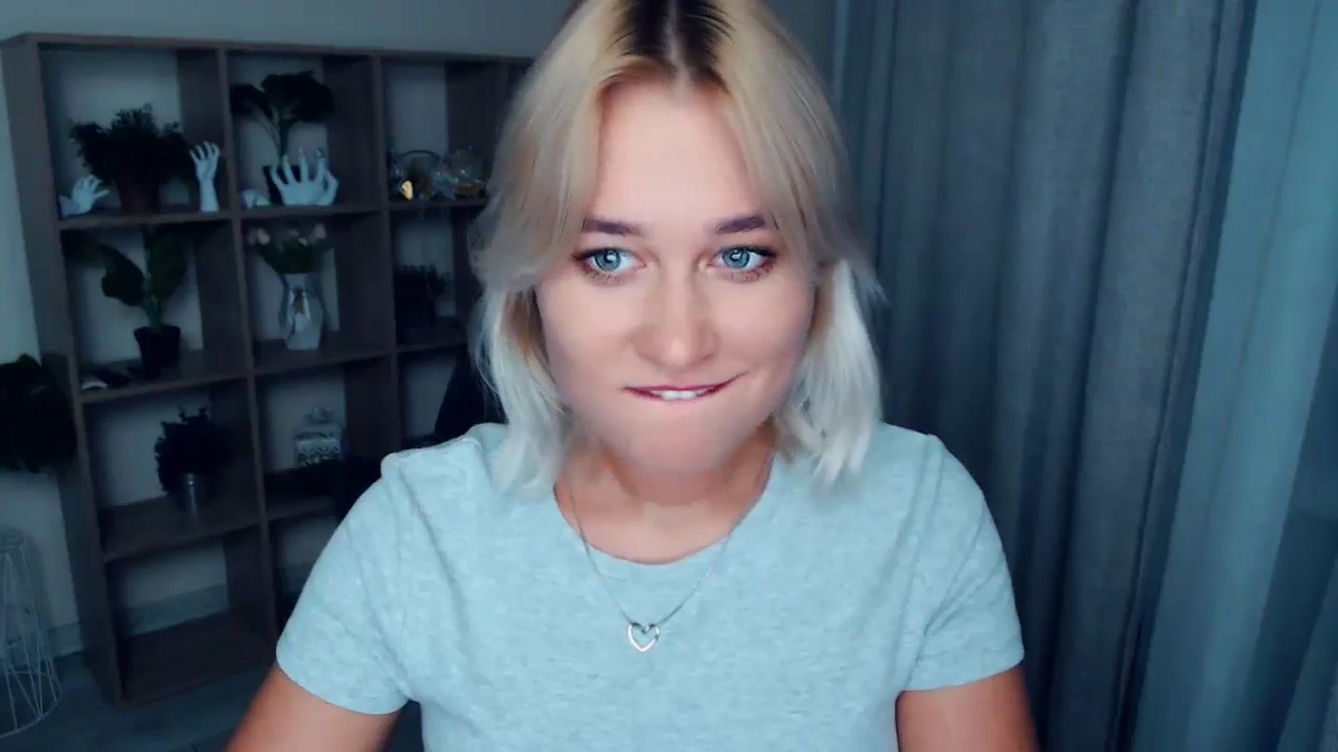 Gallery image thumbnail from Kukla_kolduna's myfreecams stream on, 08/24/2024, 18:42 image 6 of 20