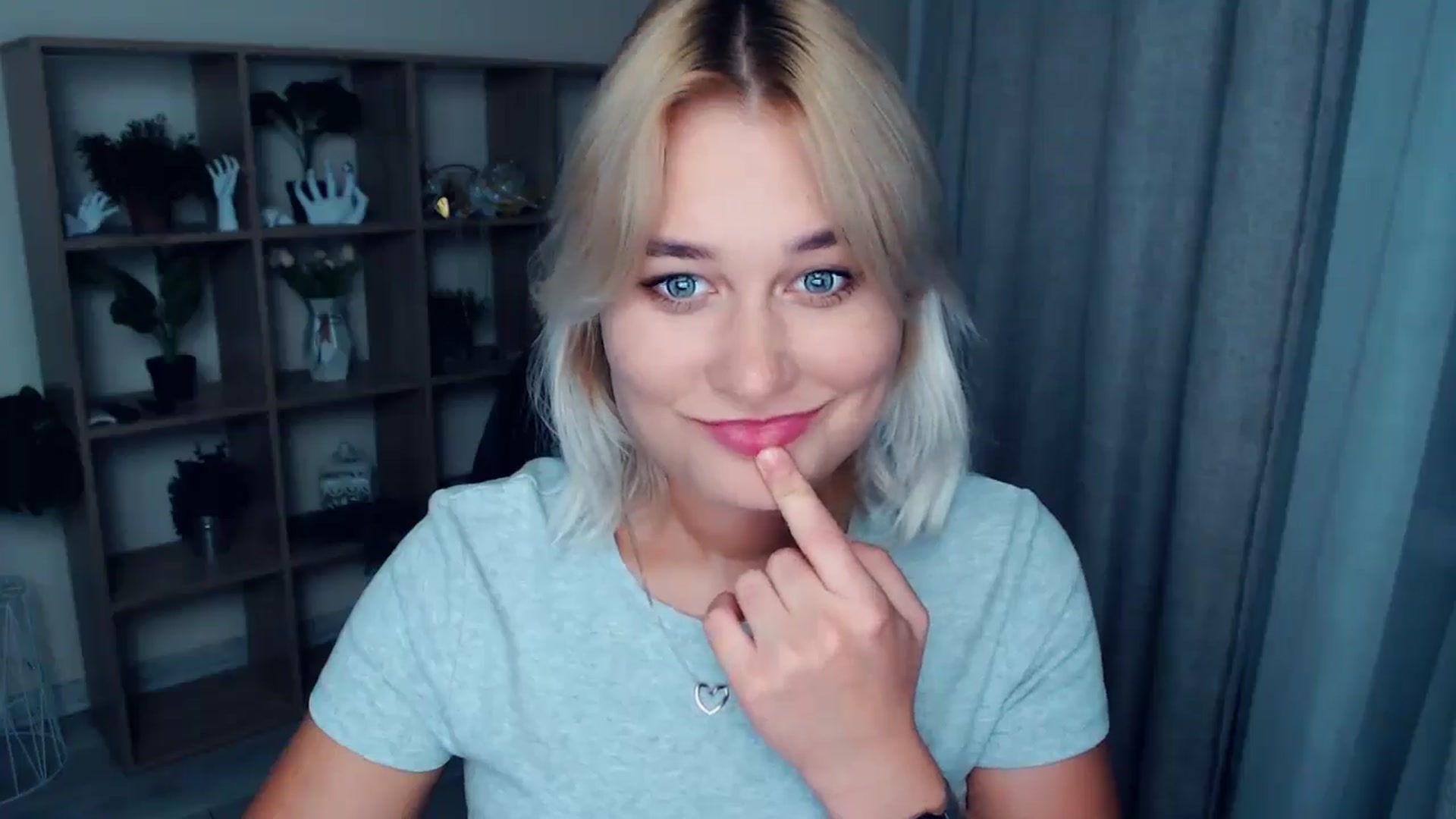 Gallery image thumbnail from Kukla_kolduna's myfreecams stream on, 08/24/2024, 18:42 image 7 of 20