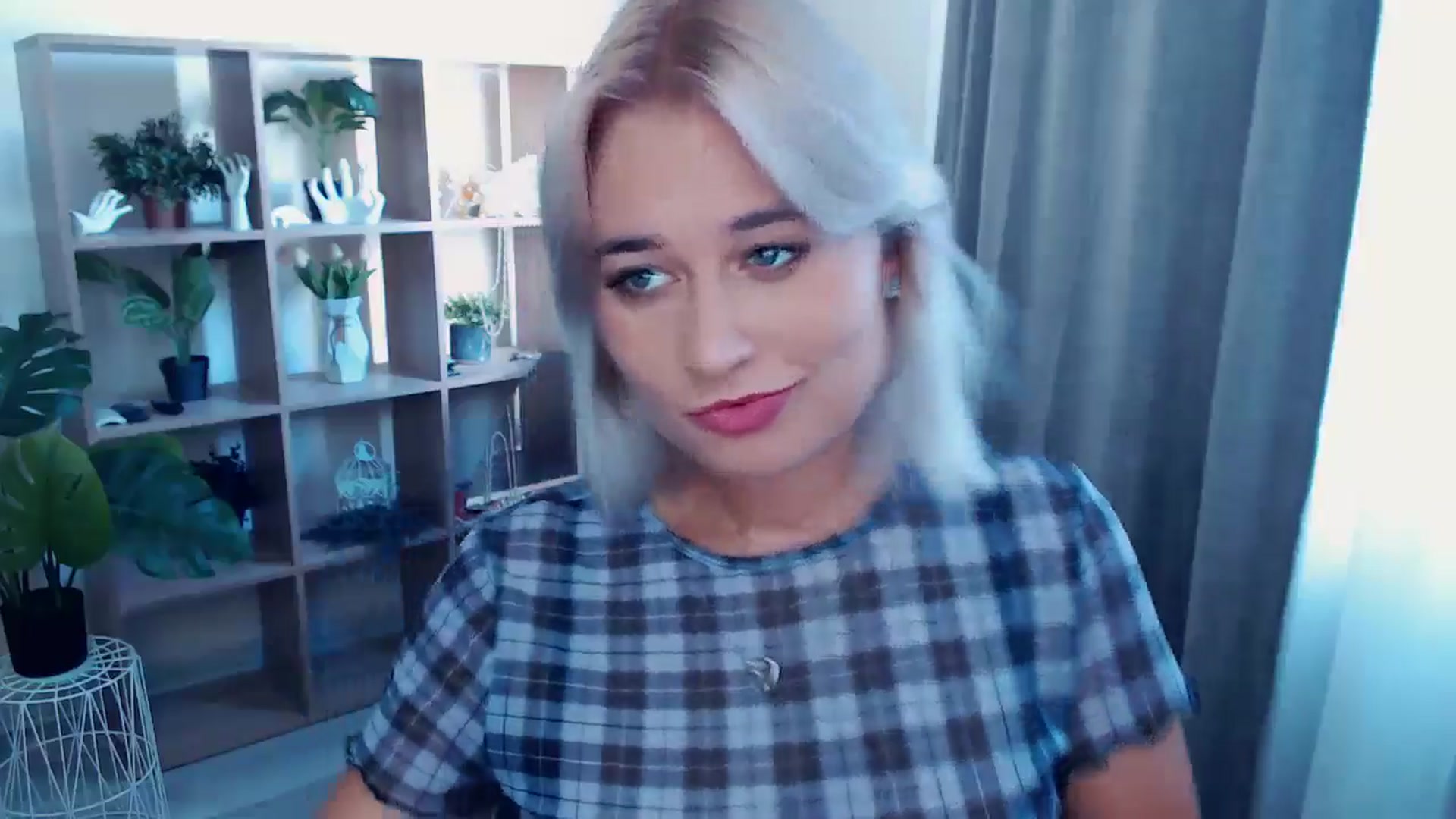 Gallery image thumbnail from Kukla_kolduna's myfreecams stream on, 08/25/2024, 15:07 image 5 of 20