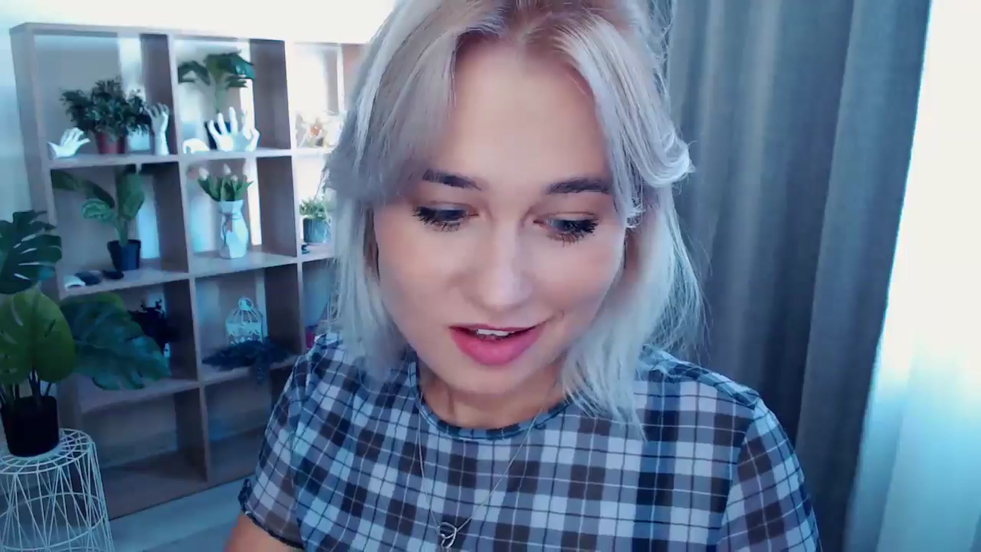 Gallery image thumbnail from Kukla_kolduna's myfreecams stream on, 08/25/2024, 15:07 image 11 of 20