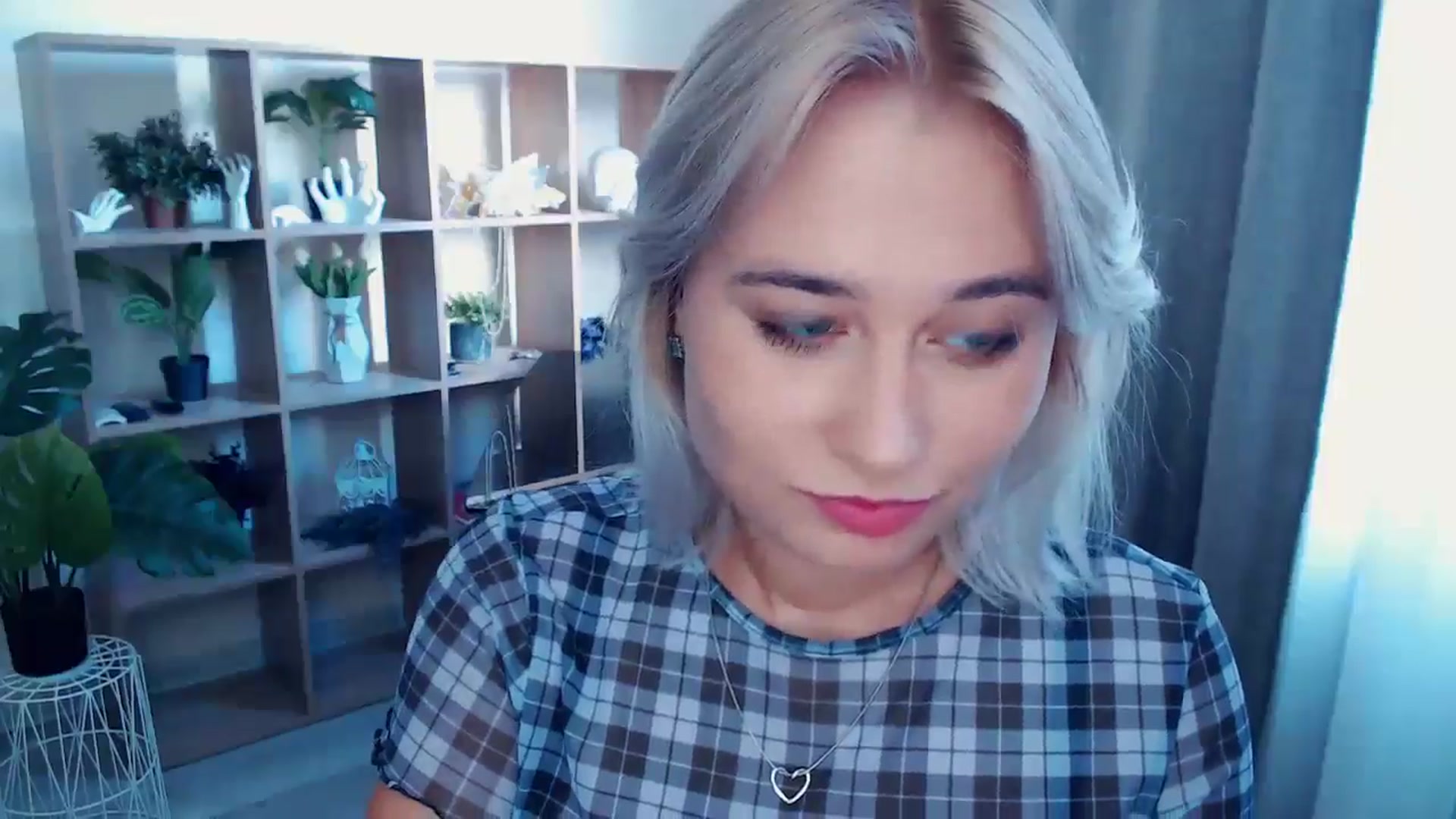 Gallery image thumbnail from Kukla_kolduna's myfreecams stream on, 08/25/2024, 15:07 image 19 of 20