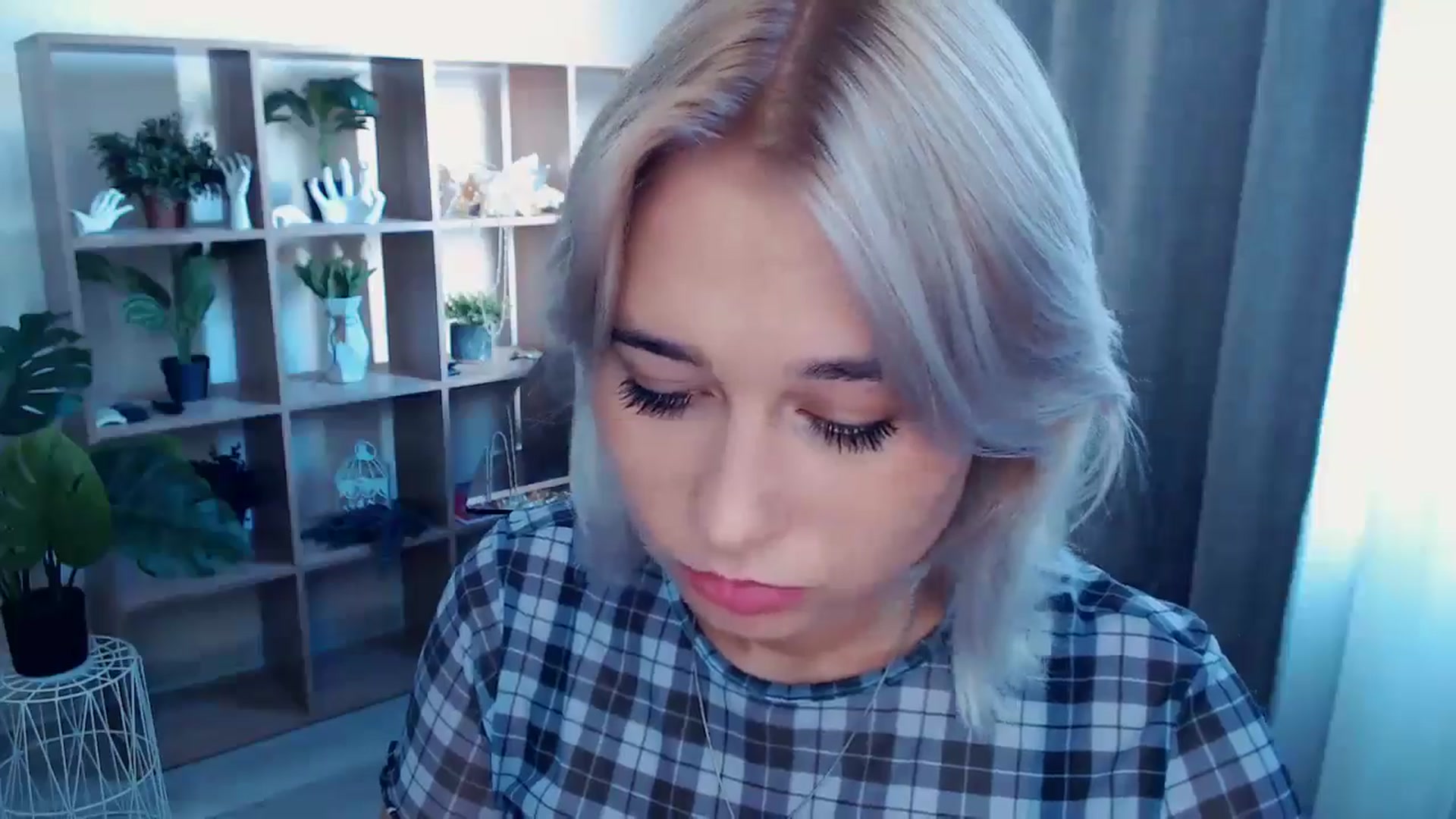 Gallery image thumbnail from Kukla_kolduna's myfreecams stream on, 08/25/2024, 15:07 image 16 of 20