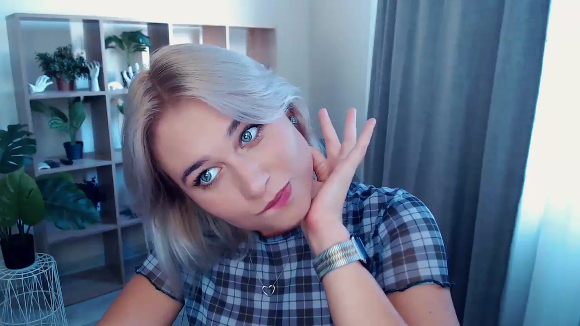 Gallery image thumbnail from Kukla_kolduna's myfreecams stream on, 08/25/2024, 15:07 image 20 of 20
