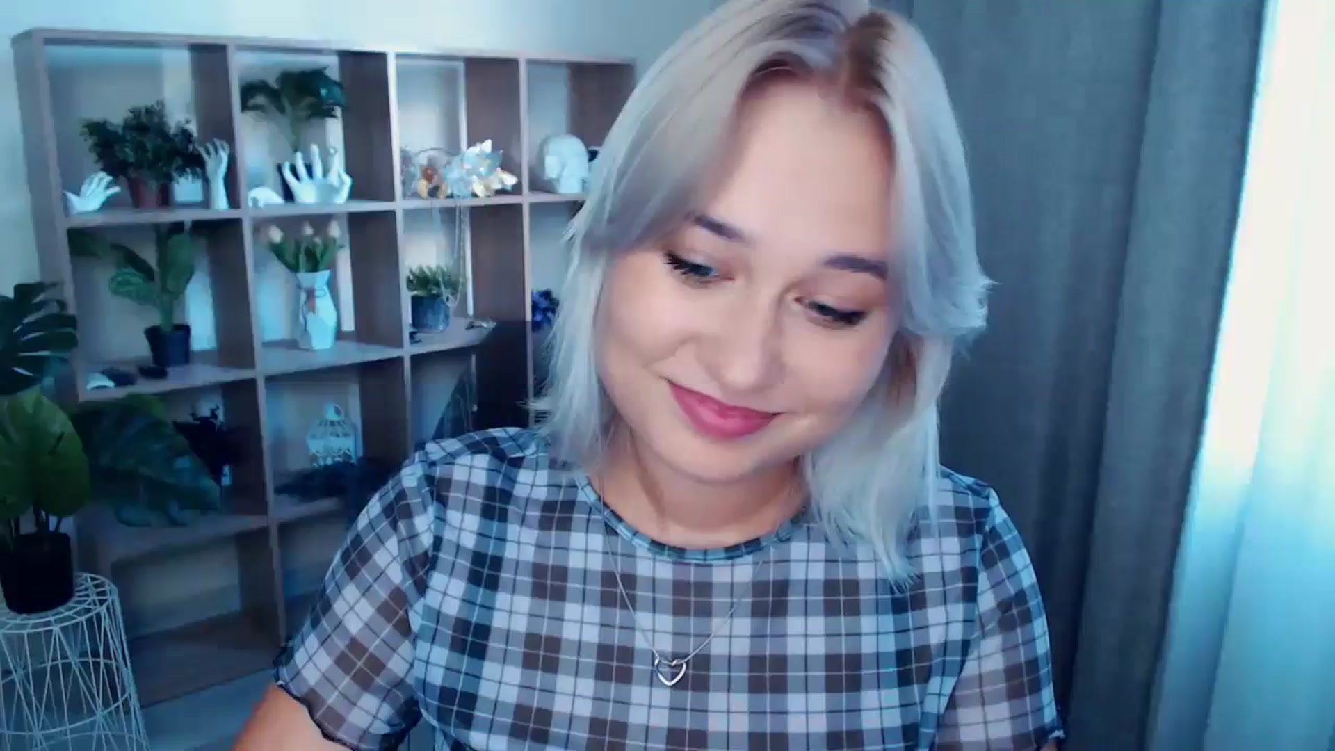 Gallery image thumbnail from Kukla_kolduna's myfreecams stream on, 08/25/2024, 16:36 image 13 of 20