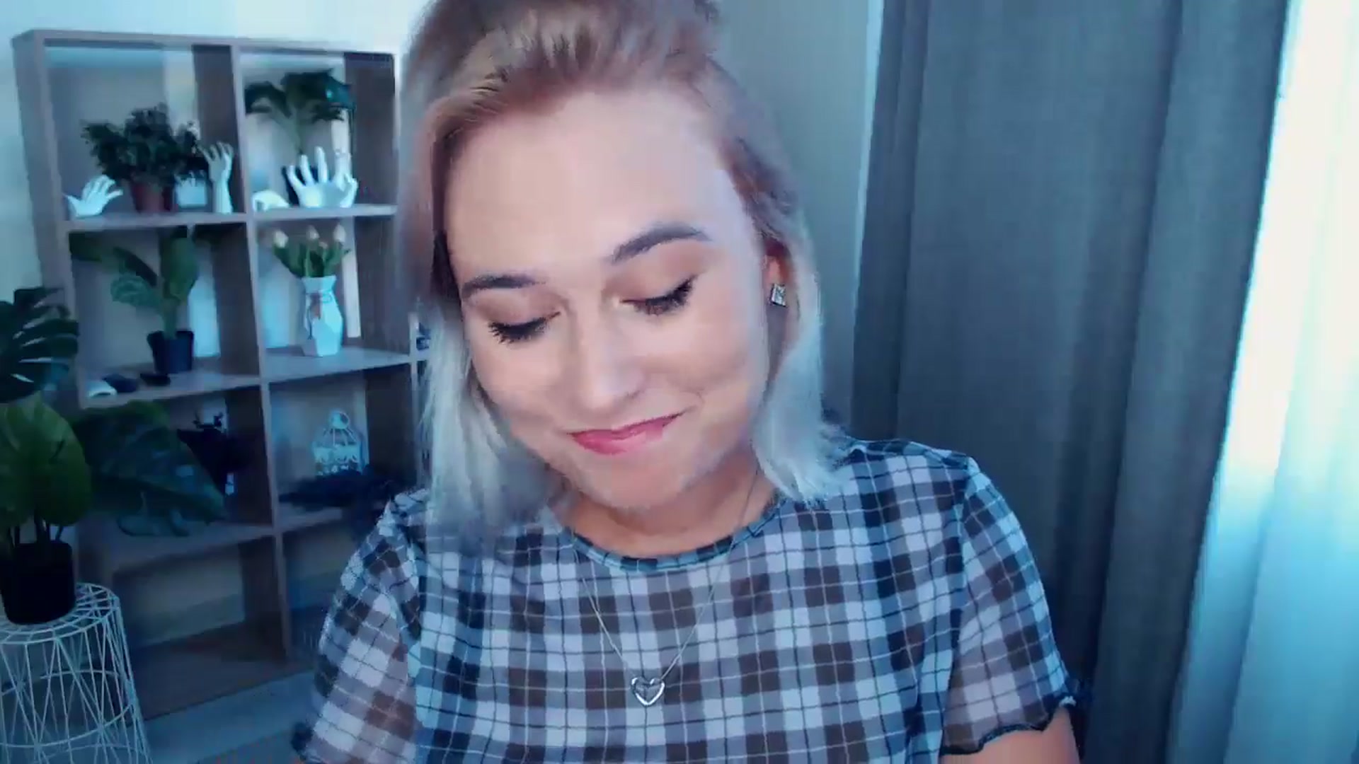 Gallery image thumbnail from Kukla_kolduna's myfreecams stream on, 08/25/2024, 16:36 image 12 of 20
