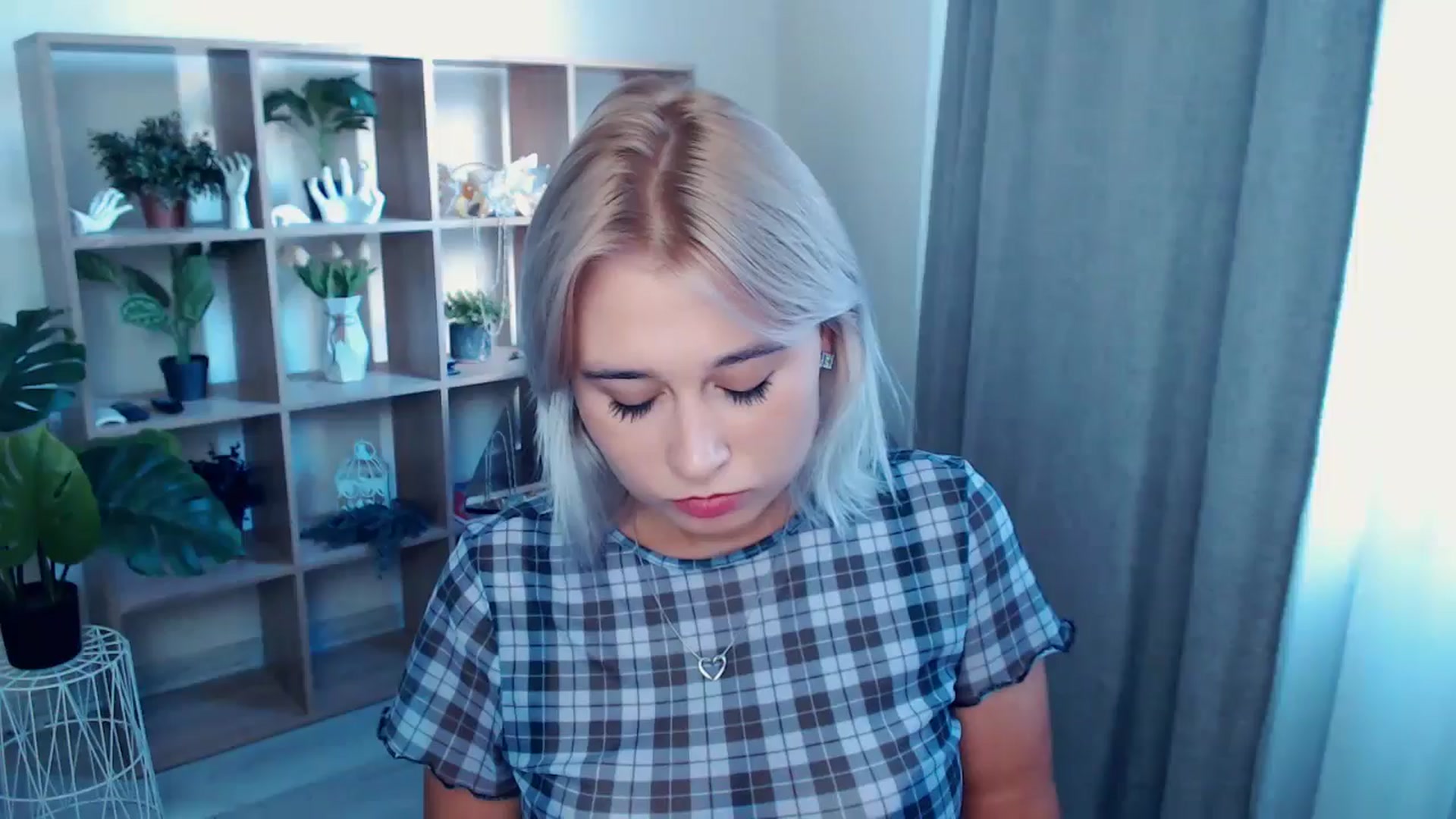Gallery image thumbnail from Kukla_kolduna's myfreecams stream on, 08/25/2024, 16:36 image 8 of 20