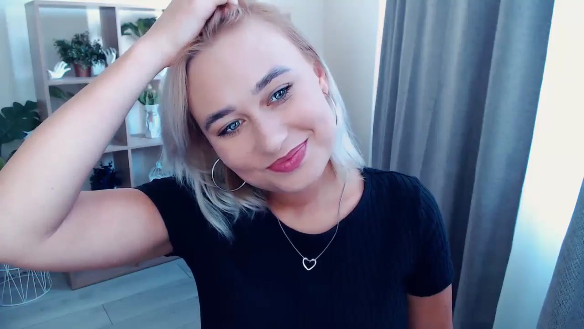 Gallery image thumbnail from Kukla_kolduna's myfreecams stream on, 08/28/2024, 13:12 image 9 of 20