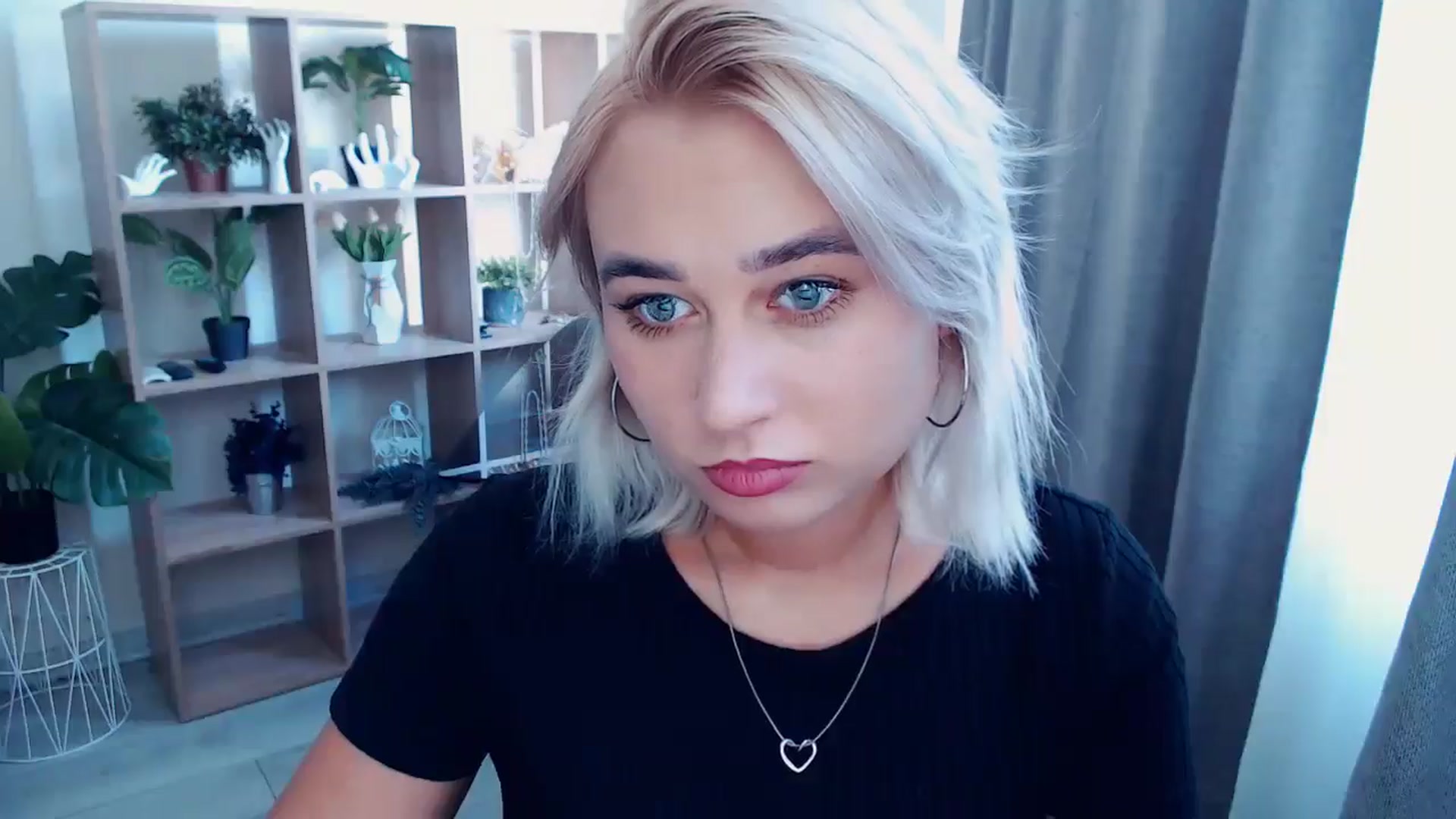 Gallery image thumbnail from Kukla_kolduna's myfreecams stream on, 08/28/2024, 13:12 image 6 of 20